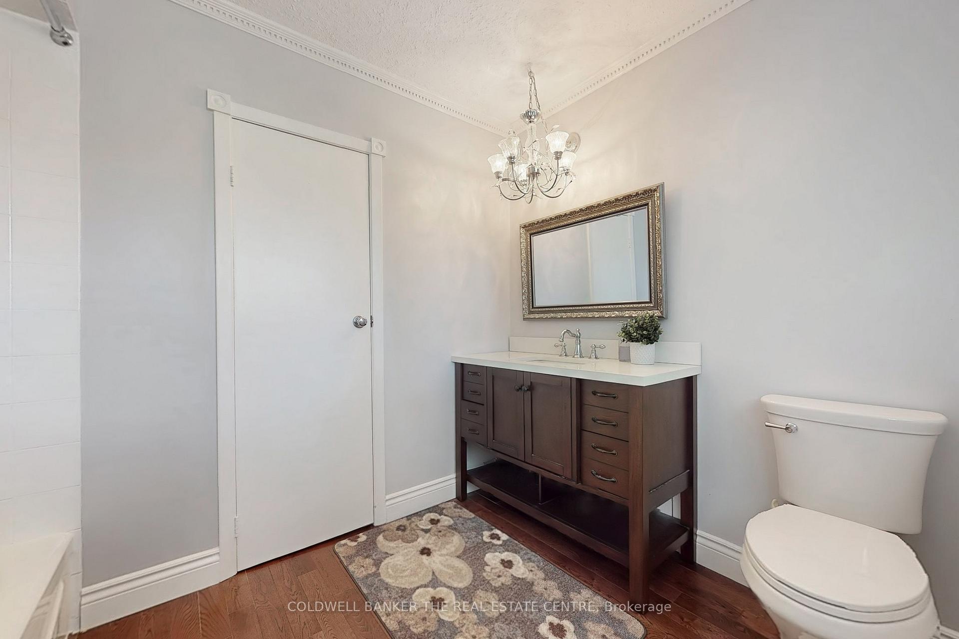 Photo 17 of 245 Silverbirch Drive, Newmarket, Bristol-London — HOMEH