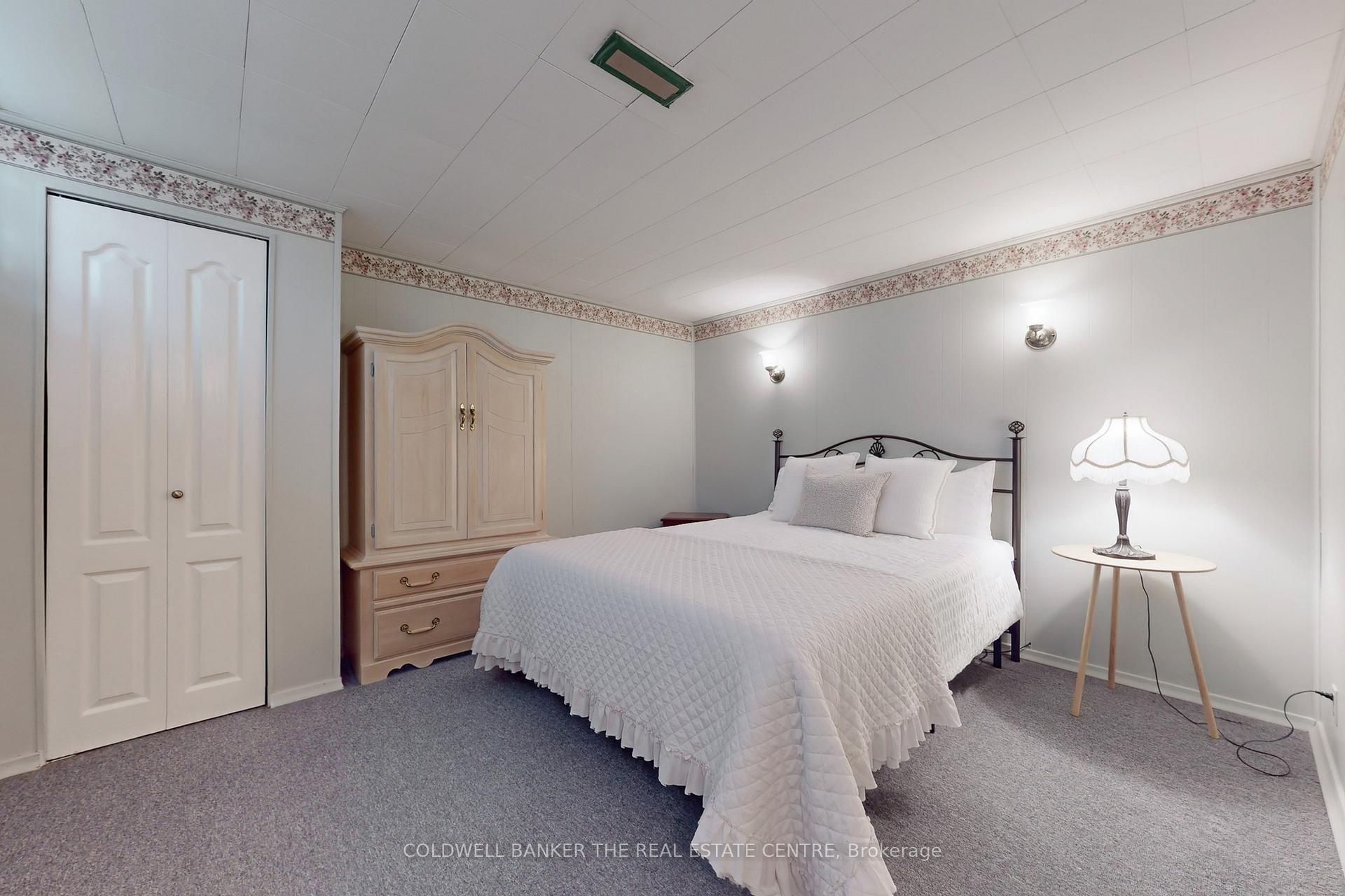Photo 29 of 245 Silverbirch Drive, Newmarket, Bristol-London — HOMEH