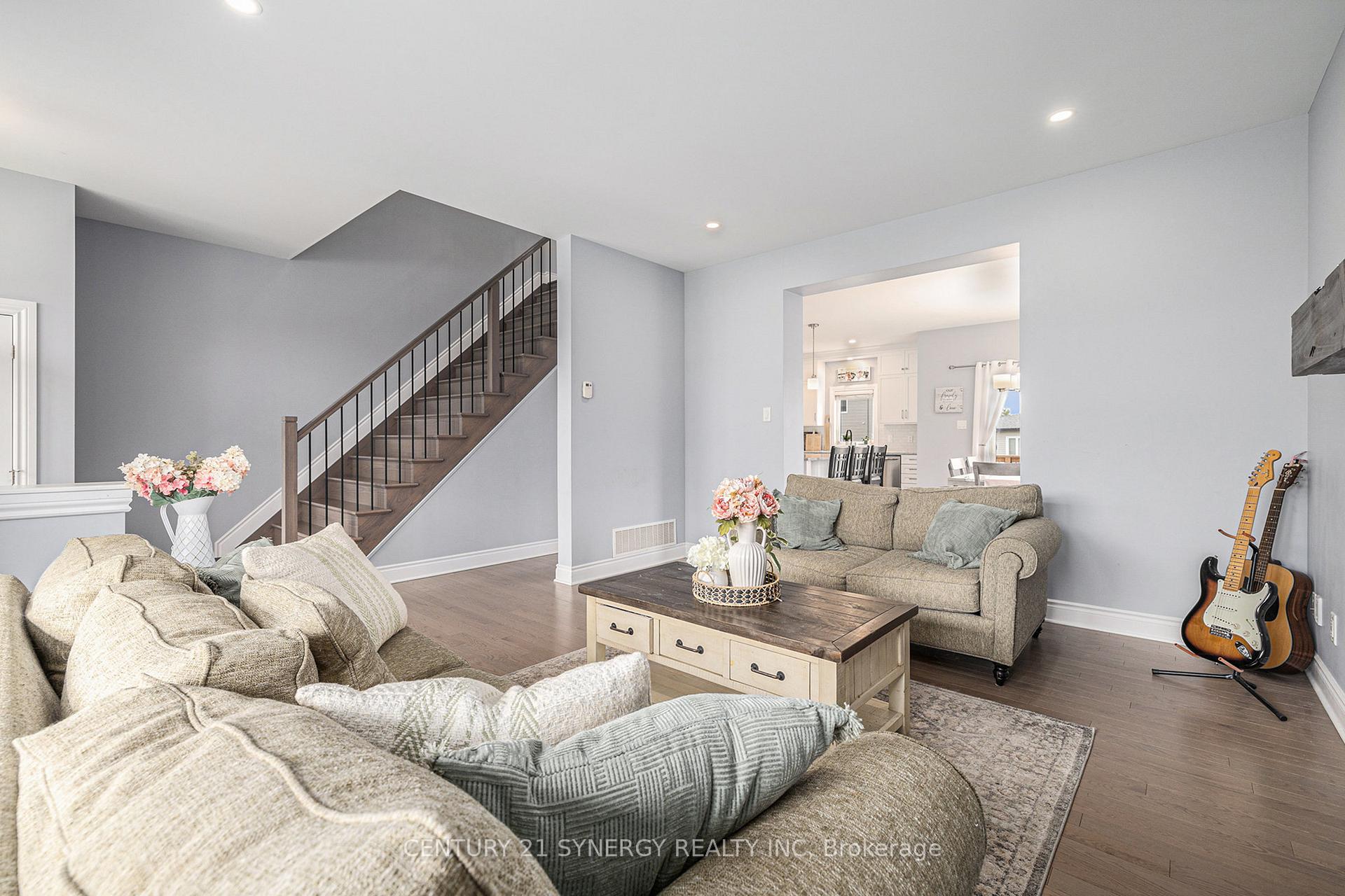 Photo 6 of 20 Pleasant Street, North Stormont, North Stormont (Finch) Twp — HOMEH