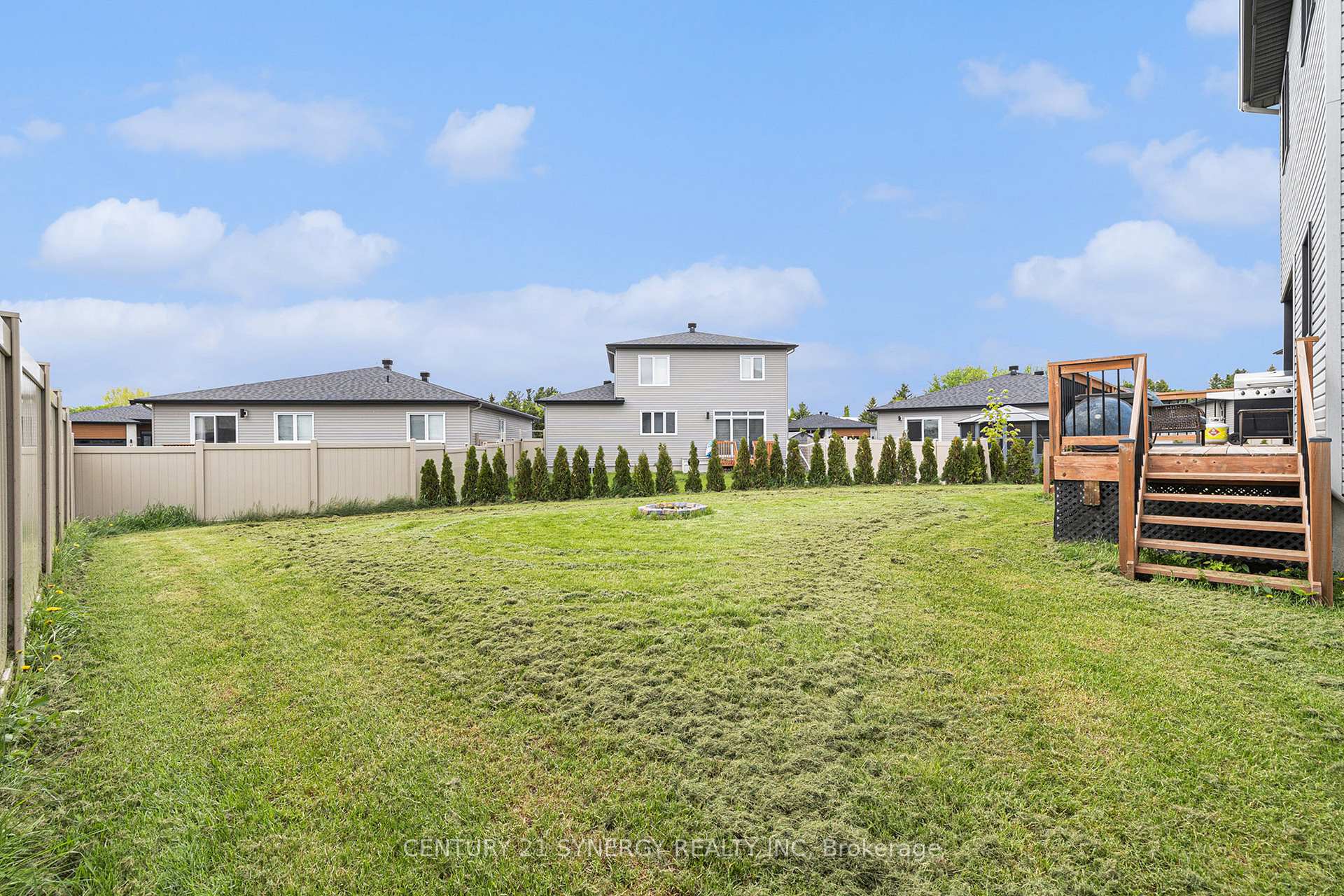 Photo 32 of 20 Pleasant Street, North Stormont, North Stormont (Finch) Twp — HOMEH