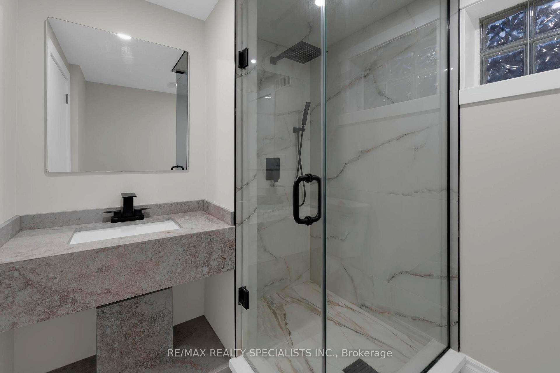 Photo 26 of 51 Florence Drive, Oakville, Central — HOMEH
