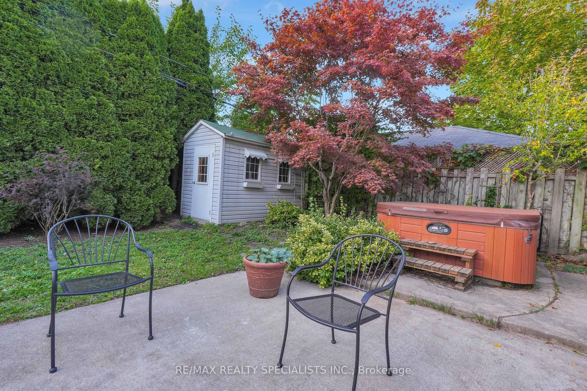 Photo 28 of 51 Florence Drive, Oakville, Central — HOMEH