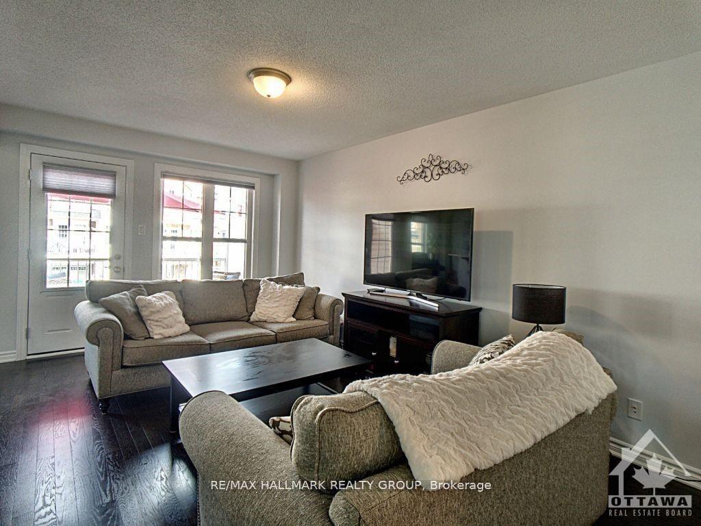 Photo 5 of 419 Gerardia Lane, Ottawa, Avalon West — HOMEH