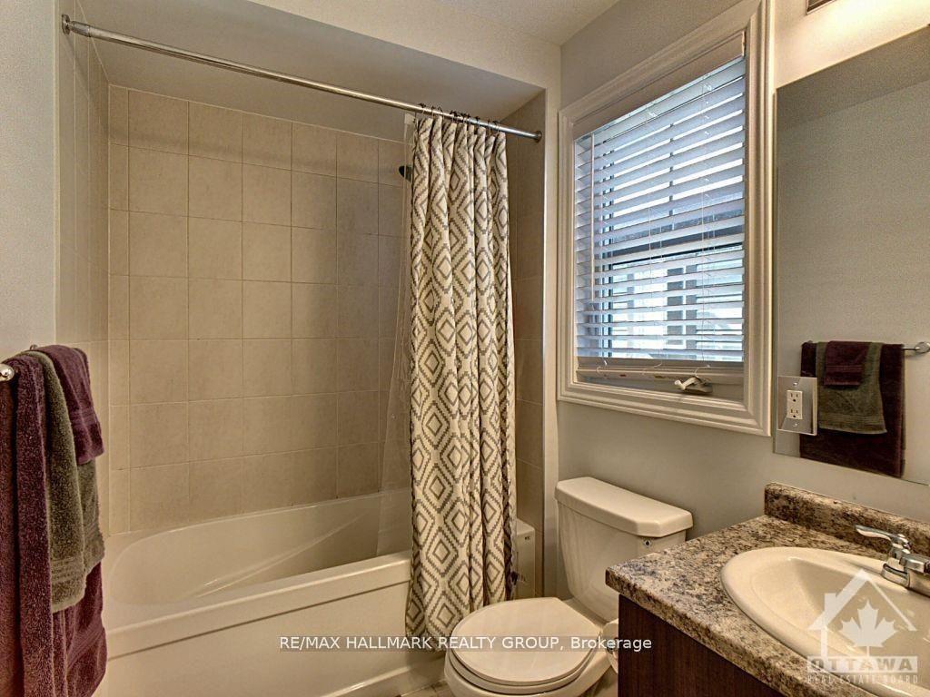 Photo 10 of 419 Gerardia Lane, Ottawa, Avalon West — HOMEH