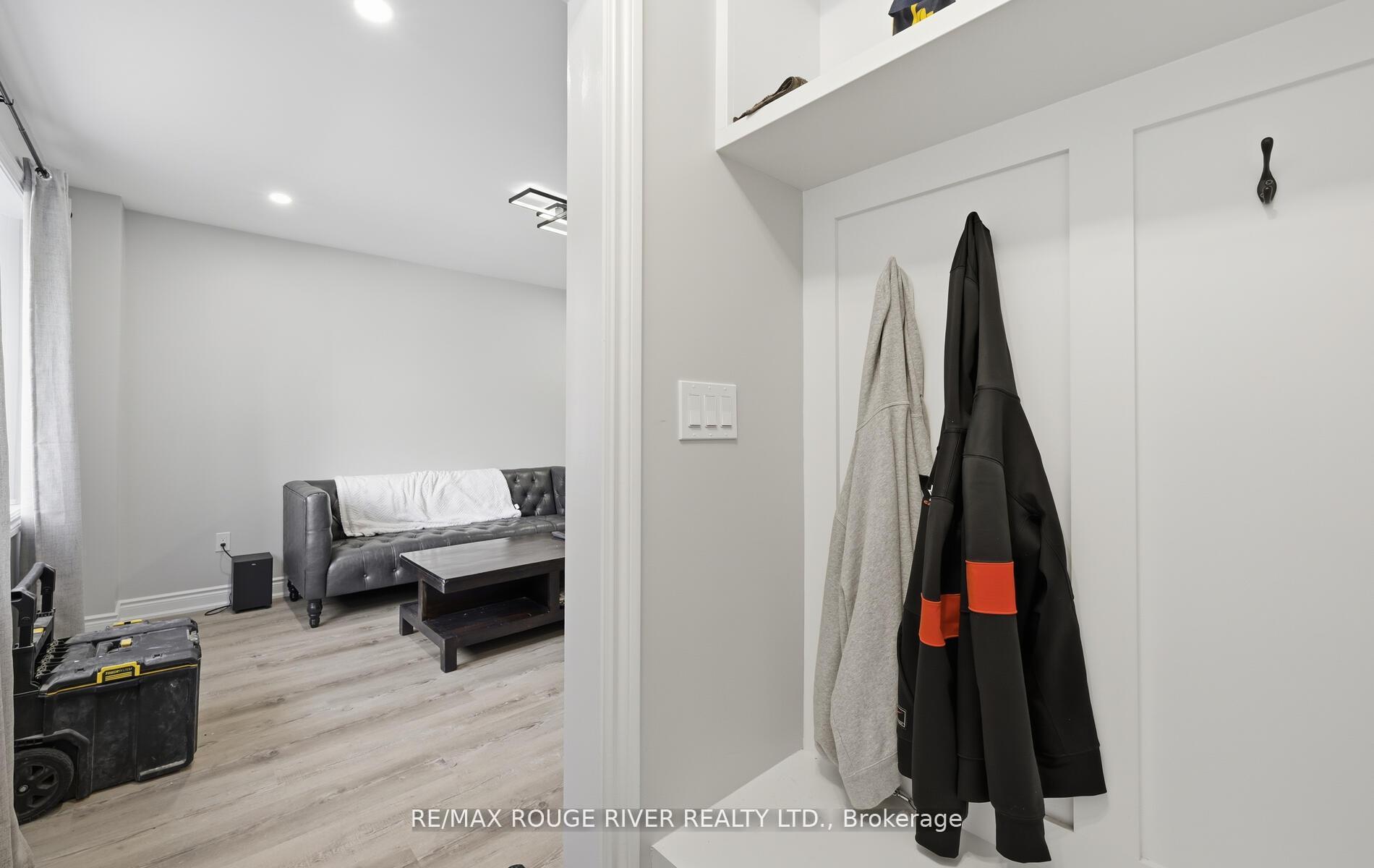 Photo 9 of 249 Sinclair Avenue, Oshawa, Vanier — HOMEH