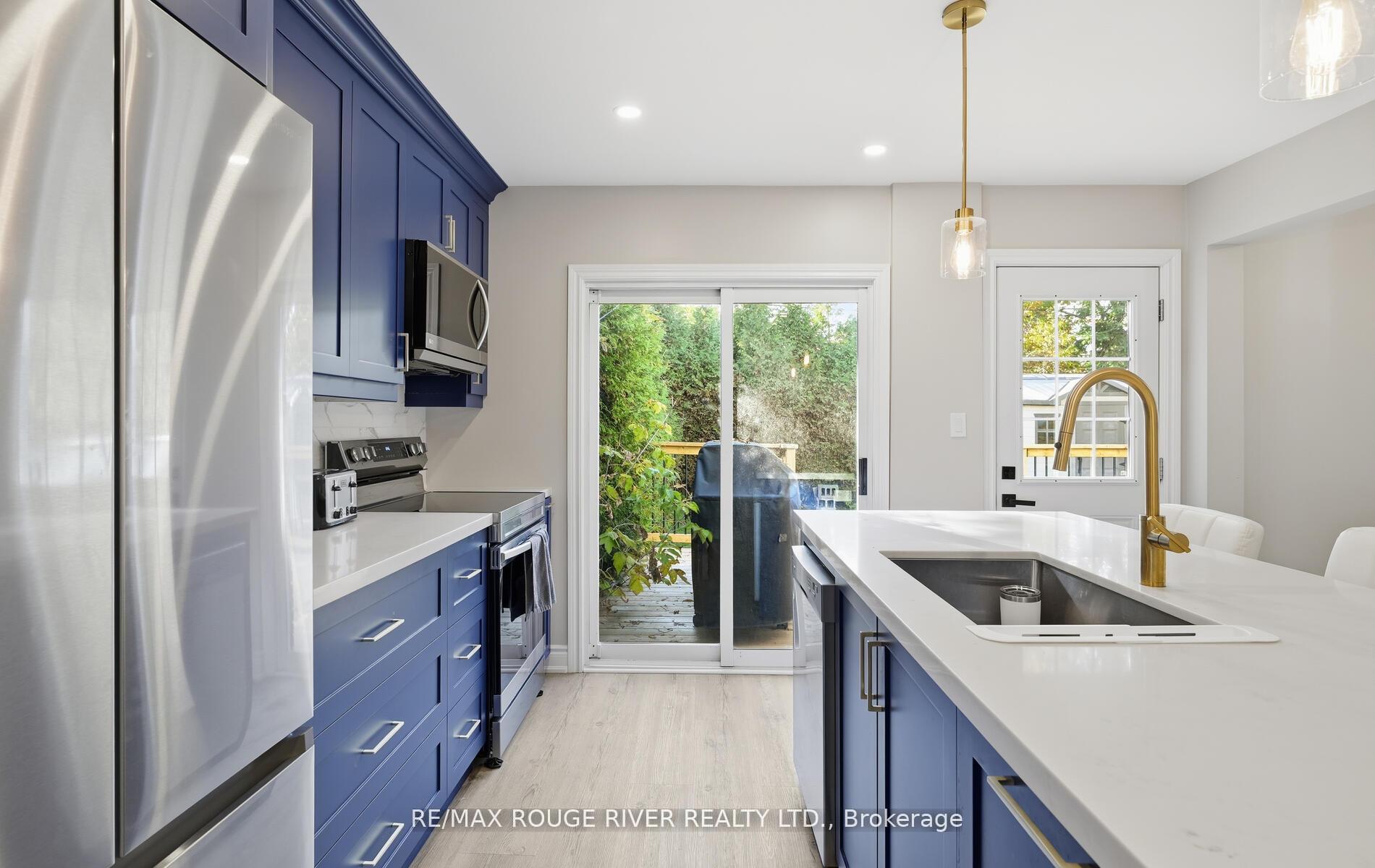 Photo 16 of 249 Sinclair Avenue, Oshawa, Vanier — HOMEH