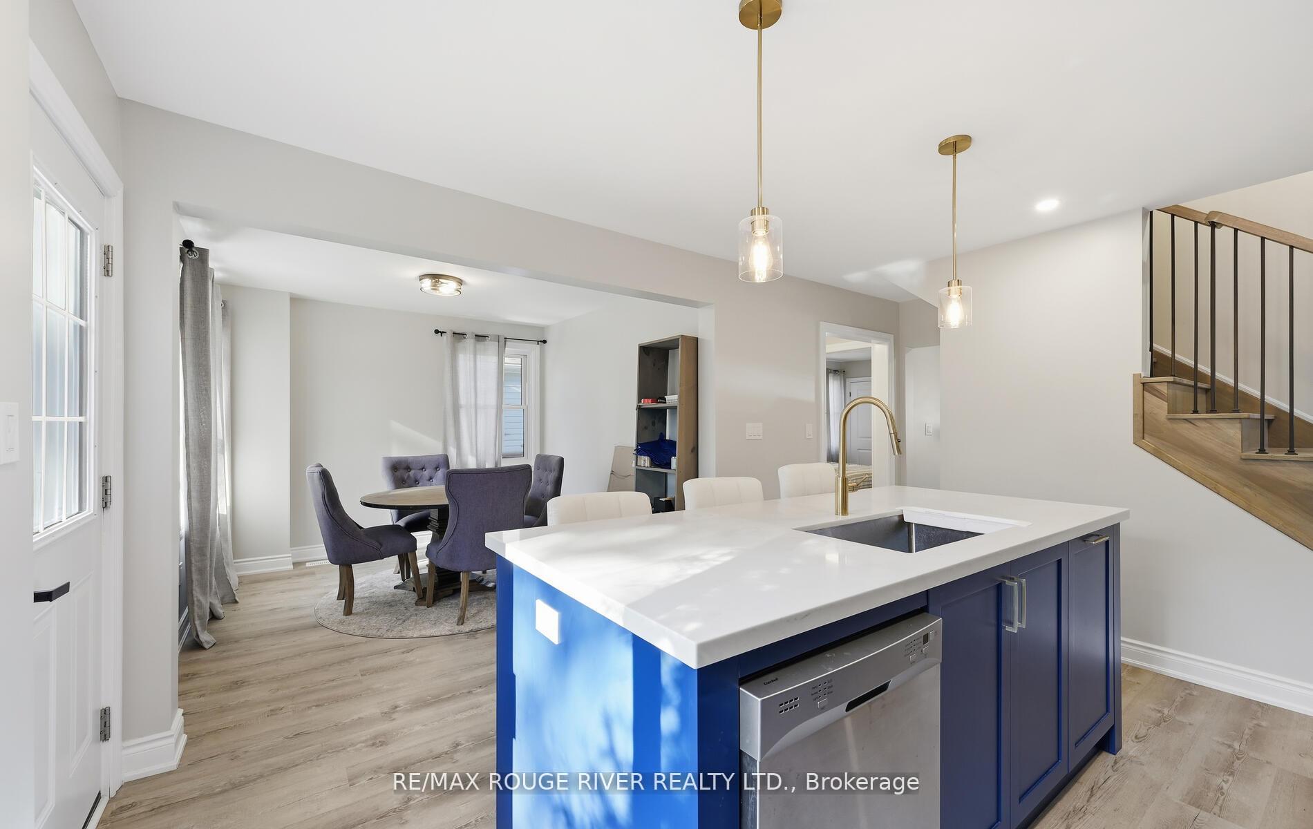 Photo 18 of 249 Sinclair Avenue, Oshawa, Vanier — HOMEH