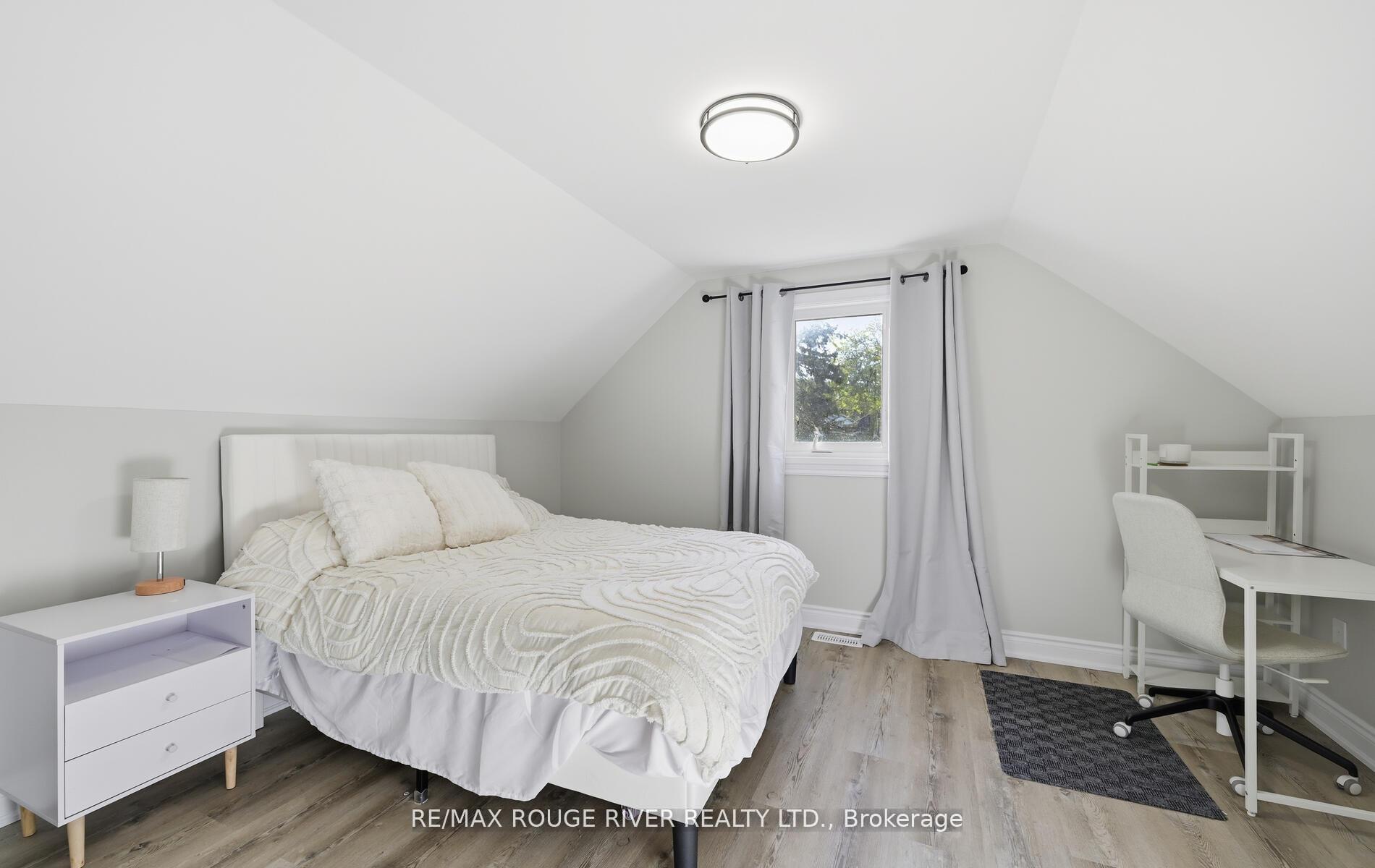 Photo 29 of 249 Sinclair Avenue, Oshawa, Vanier — HOMEH