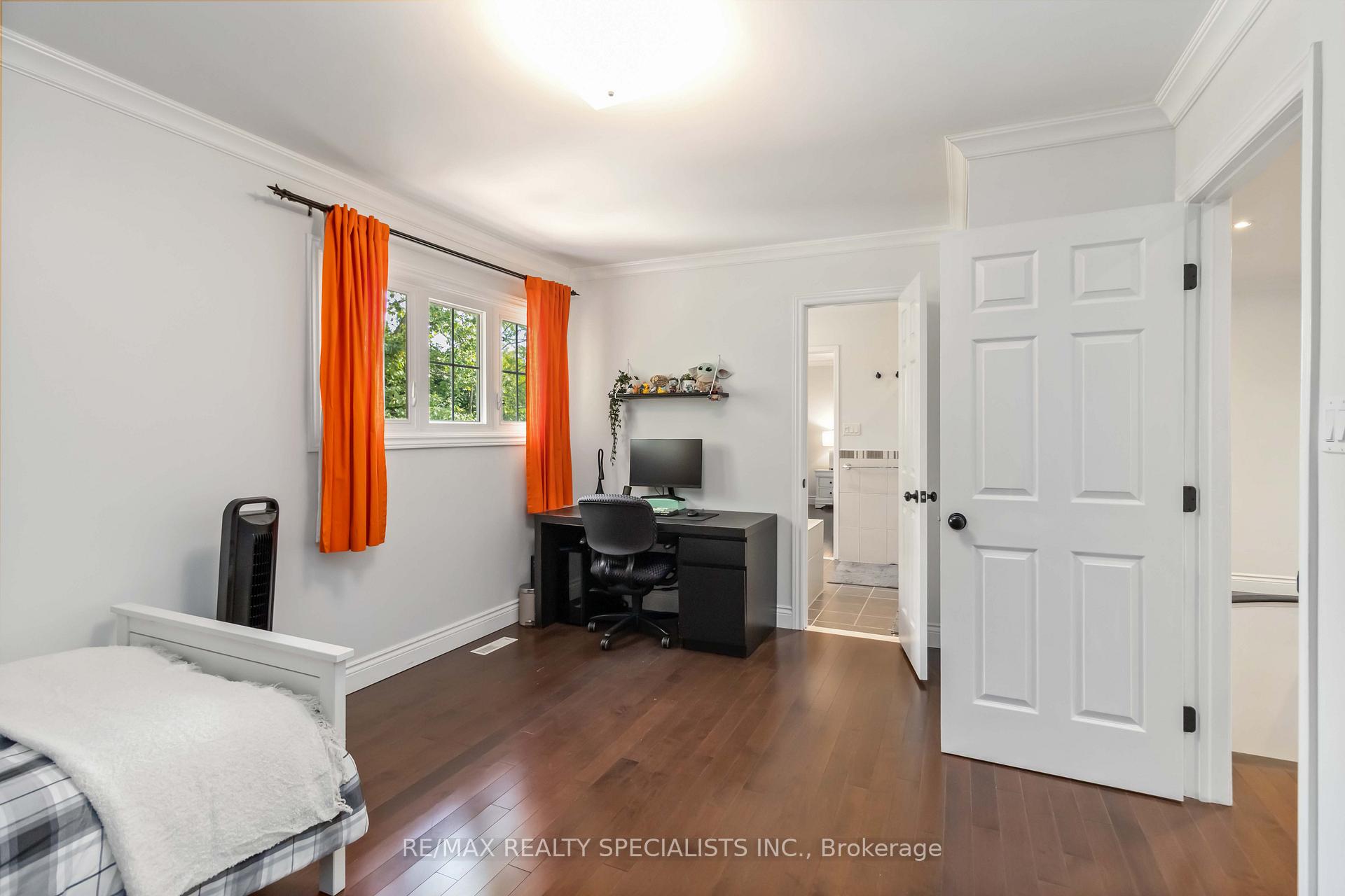 Photo 19 of 2441 Nikanna Road, Mississauga, Erindale — HOMEH