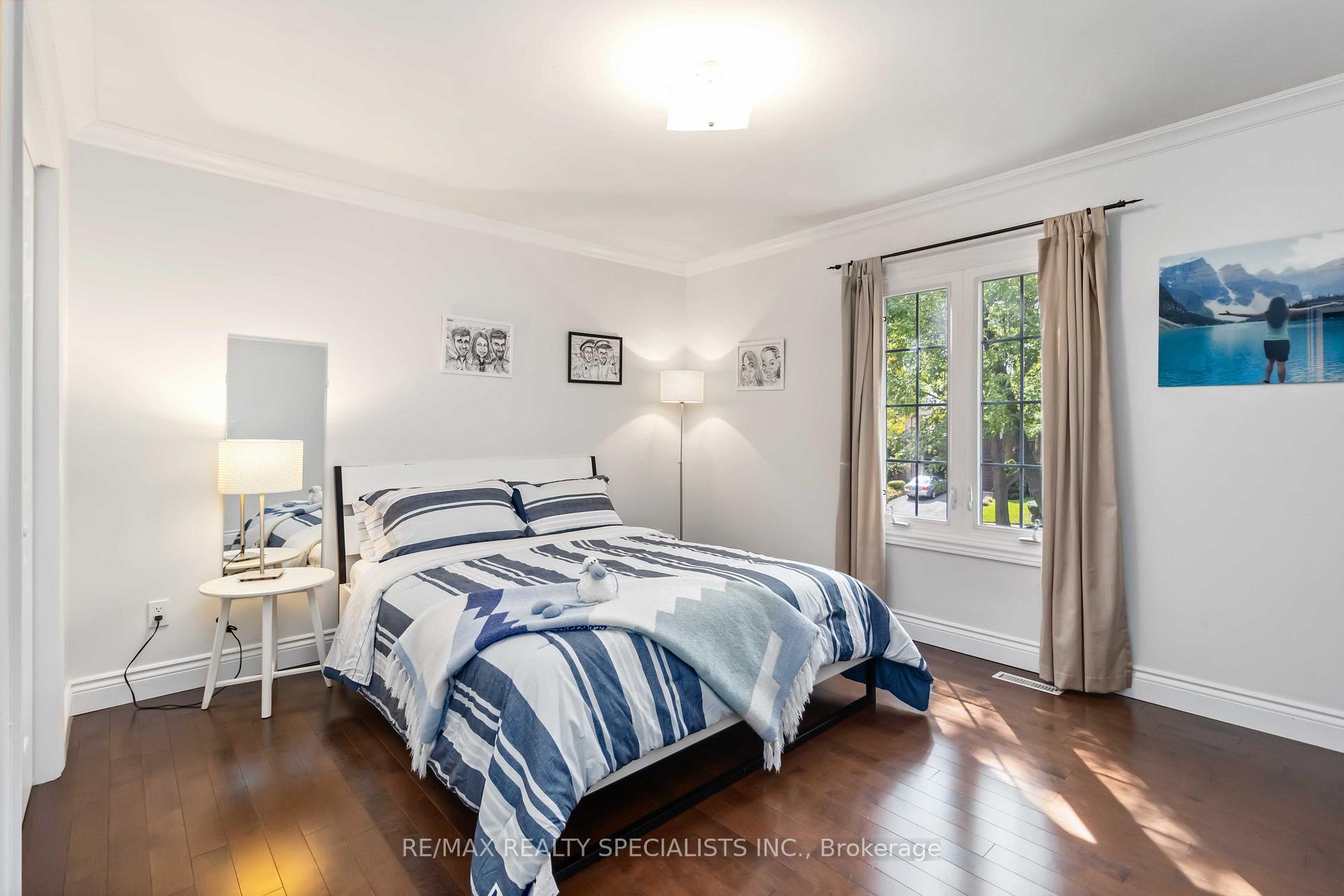 Photo 23 of 2441 Nikanna Road, Mississauga, Erindale — HOMEH
