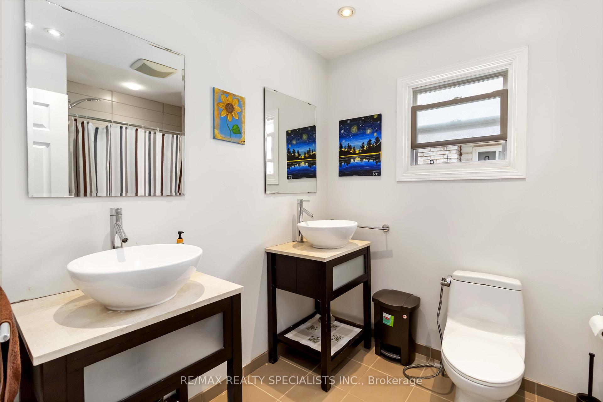Photo 25 of 2441 Nikanna Road, Mississauga, Erindale — HOMEH