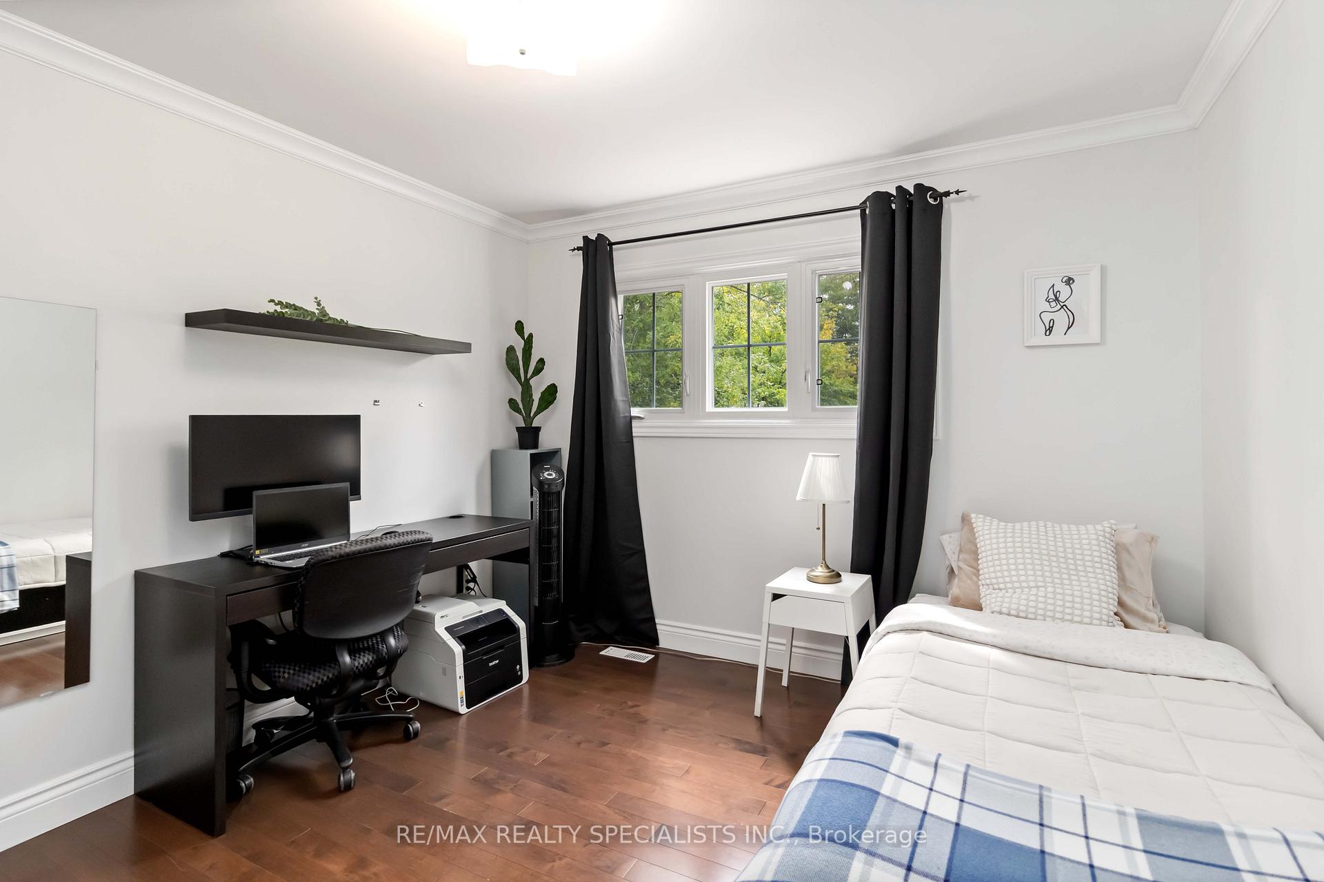 Photo 27 of 2441 Nikanna Road, Mississauga, Erindale — HOMEH