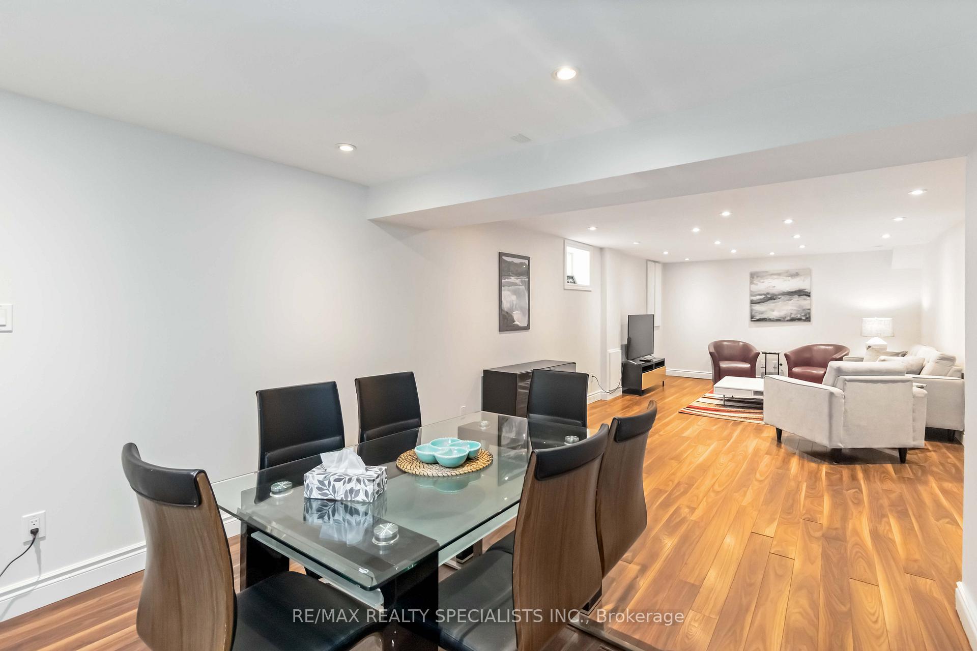 Photo 29 of 2441 Nikanna Road, Mississauga, Erindale — HOMEH
