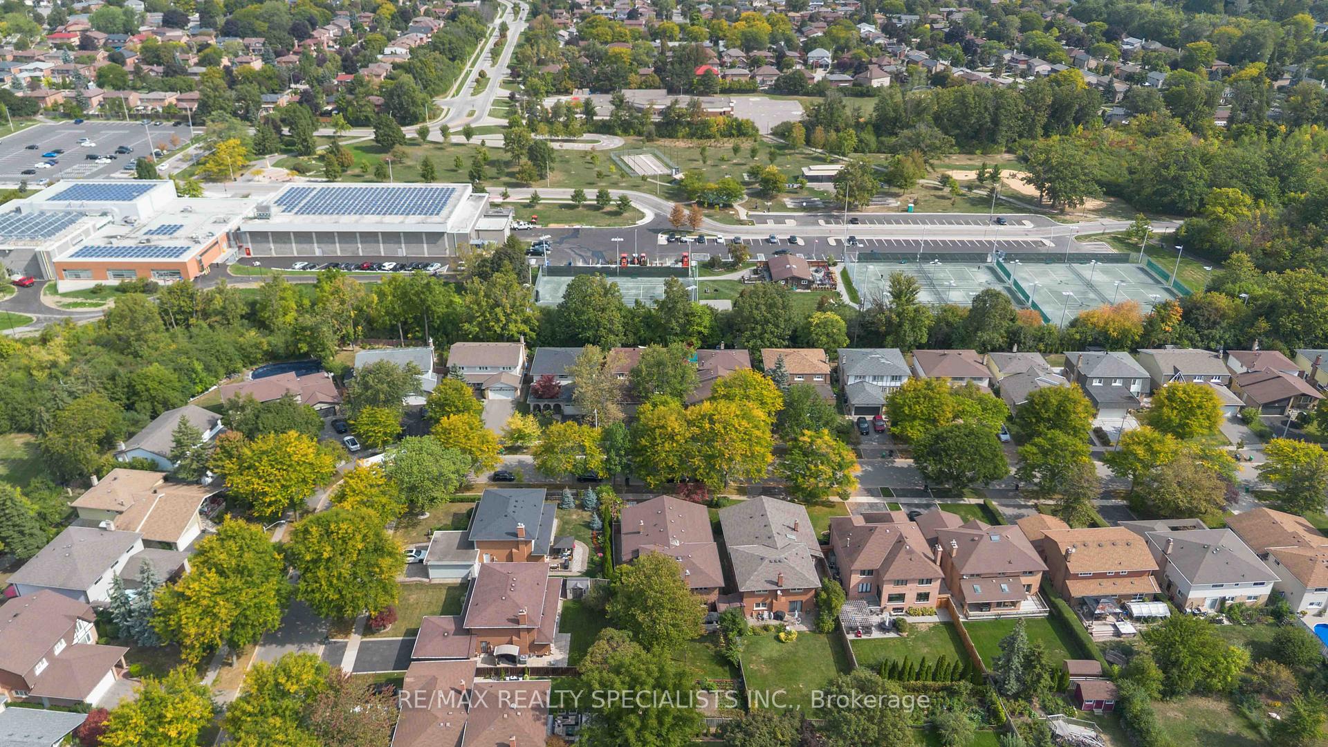 Photo 43 of 2441 Nikanna Road, Mississauga, Erindale — HOMEH