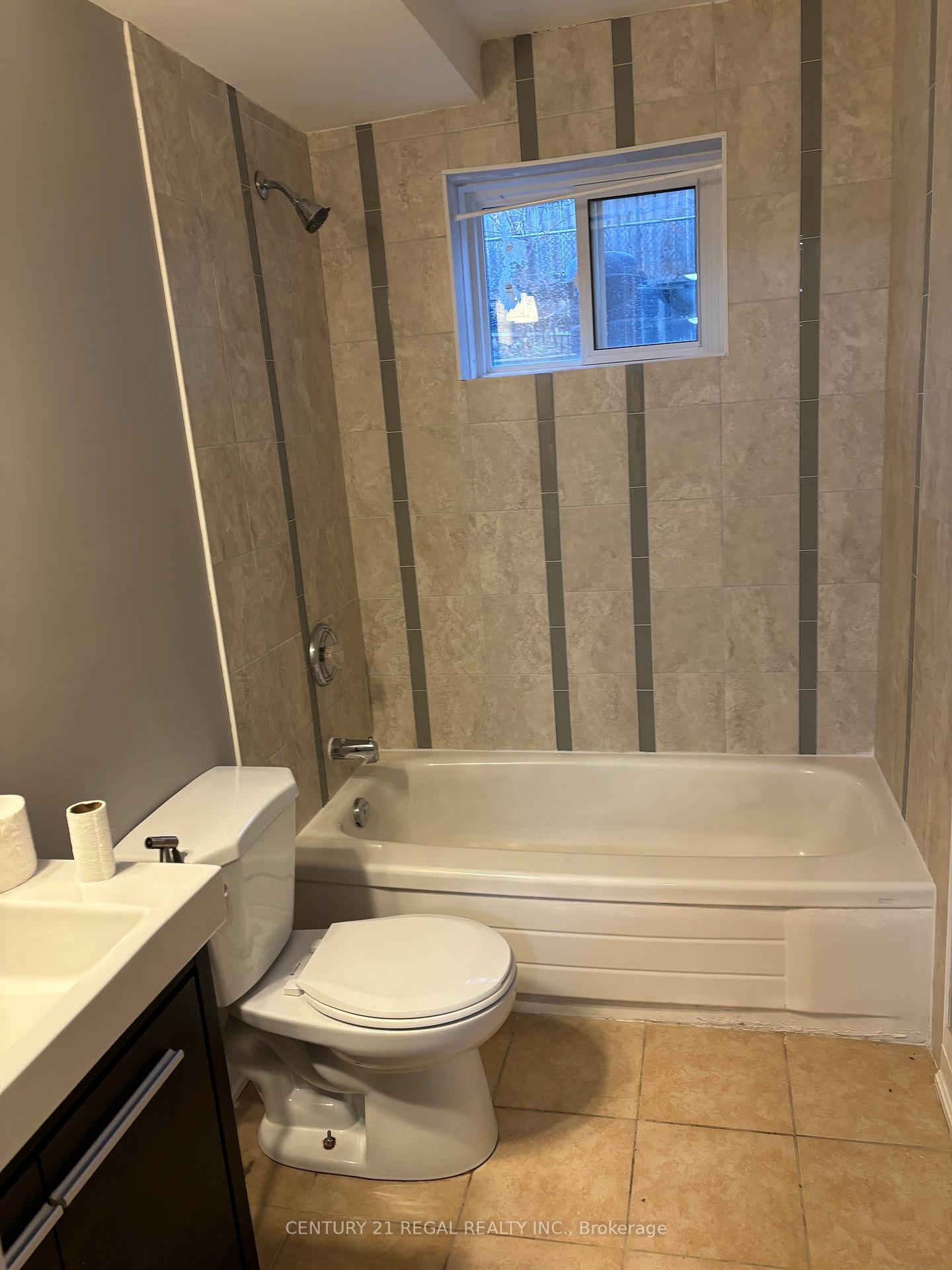 Photo 11 of Unit Lower Level, 171 Centre Street N, Oshawa, O'Neill — HOMEH