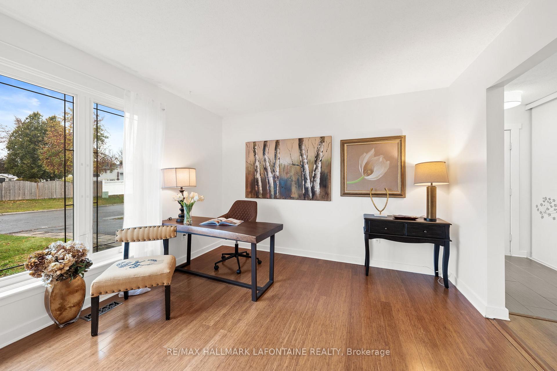 Photo 8 of 303 Mockingbird Drive, Ottawa, Chatelaine Village — HOMEH