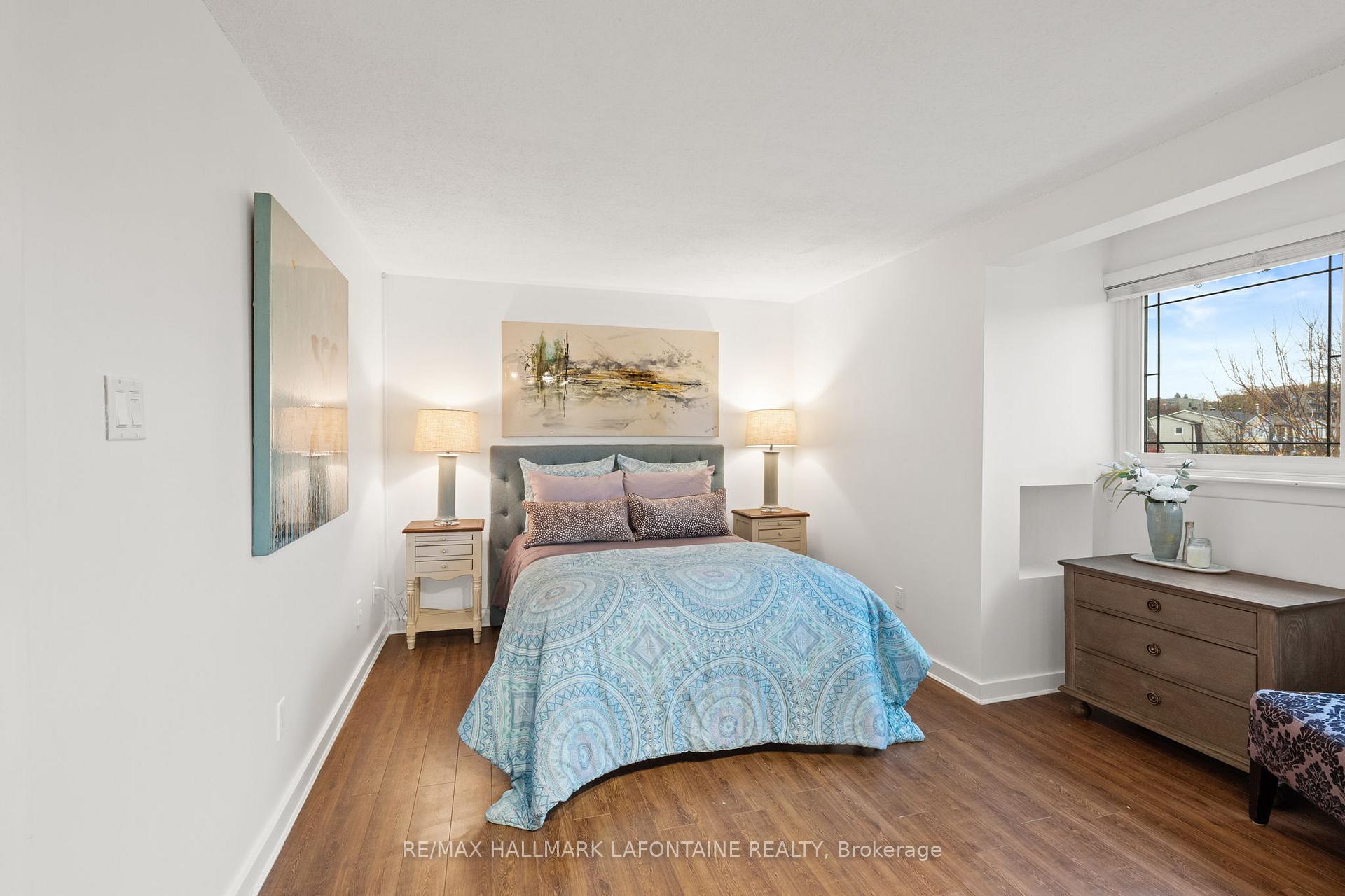 Photo 18 of 303 Mockingbird Drive, Ottawa, Chatelaine Village — HOMEH