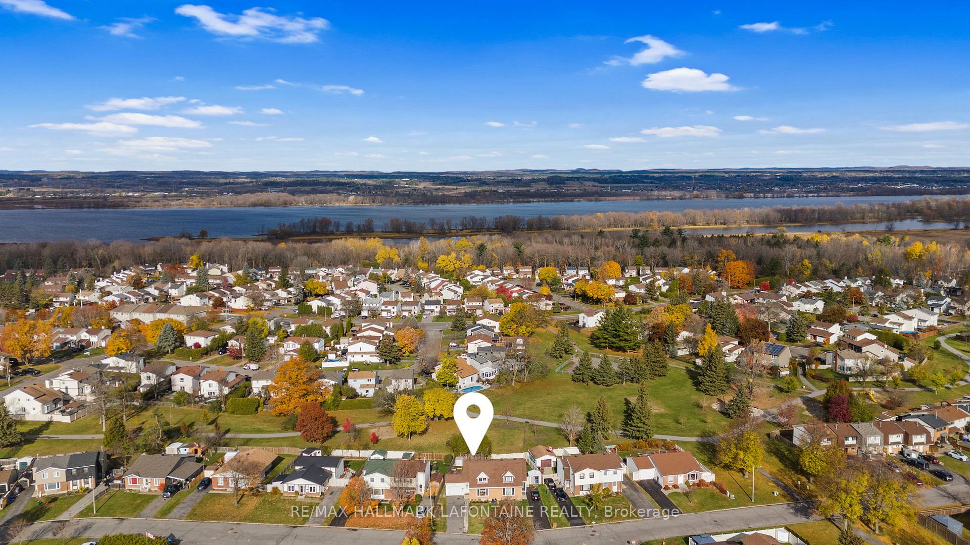Photo 35 of 303 Mockingbird Drive, Ottawa, Chatelaine Village — HOMEH