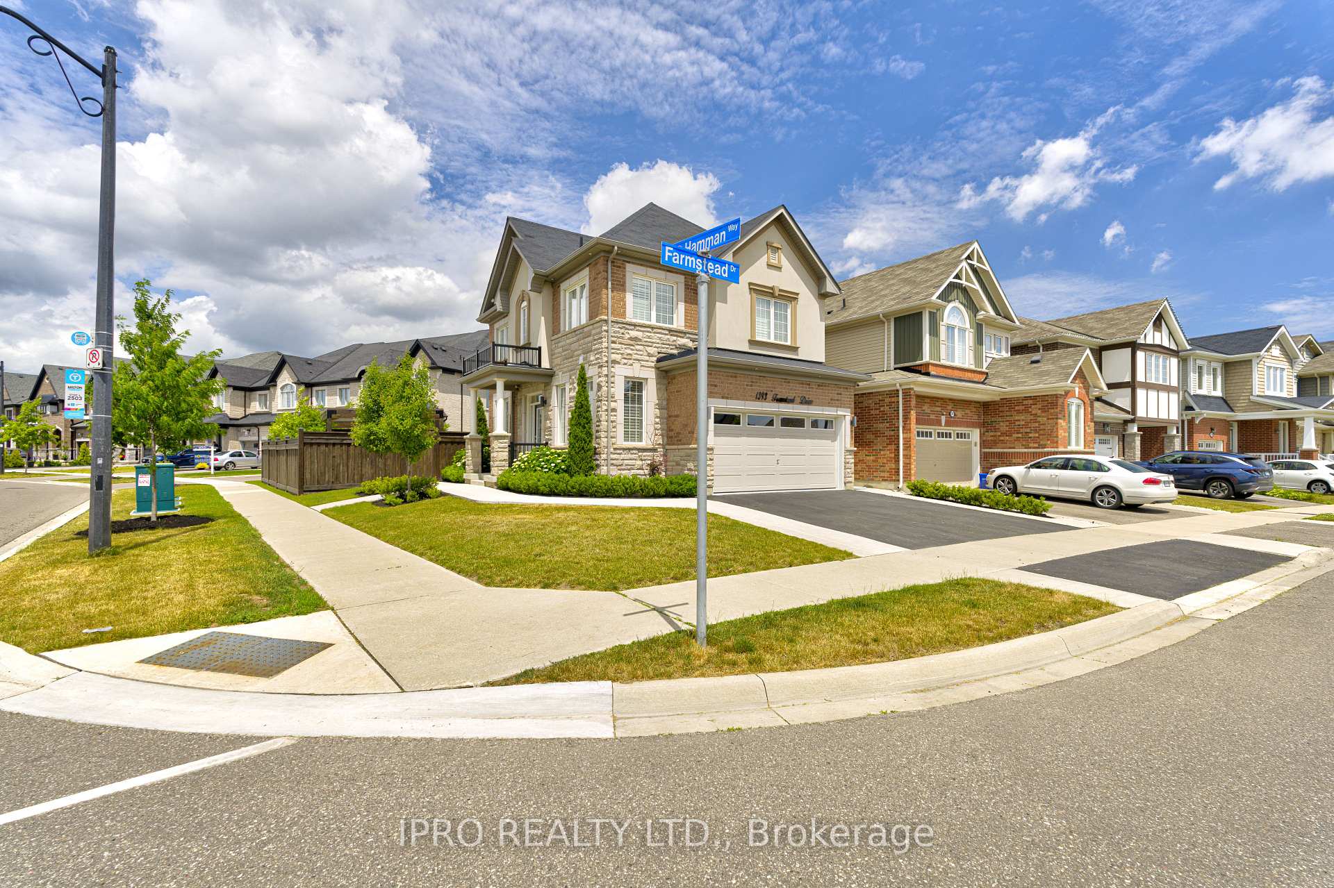 Photo 6 of 1393 Farmstead Drive, Milton, Ford — HOMEH