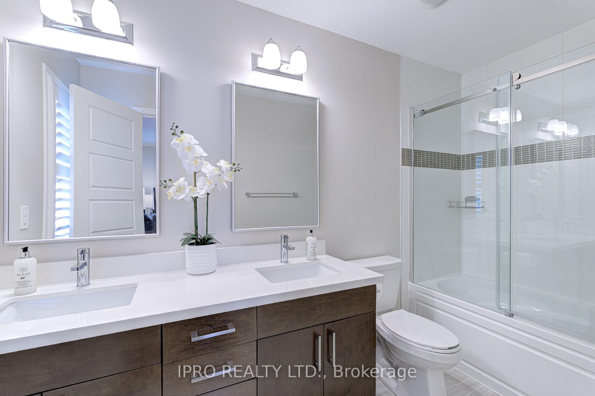 Photo 12 of 1393 Farmstead Drive, Milton, Ford — HOMEH