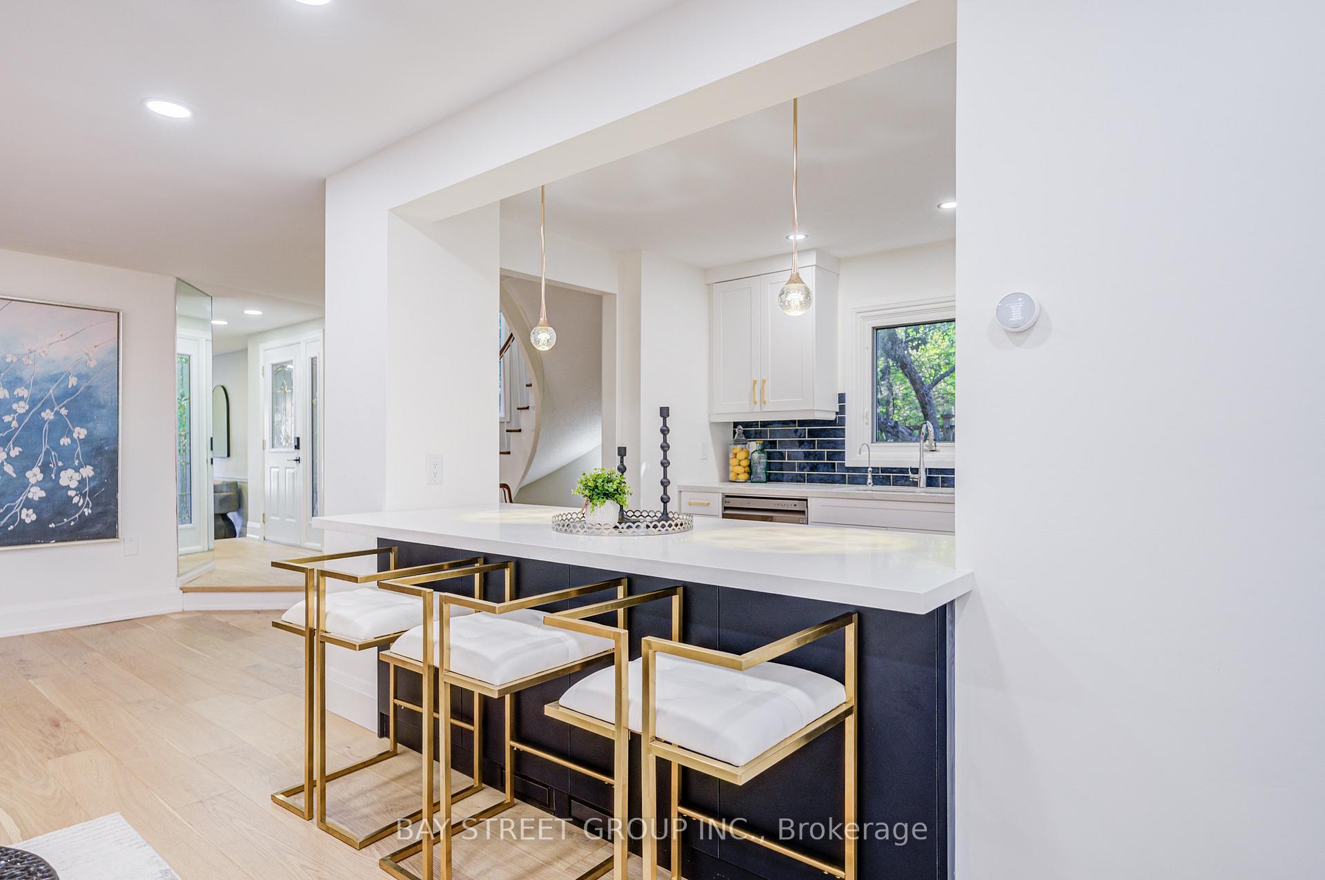 Photo 17 of 1307 Barberry Green, Oakville, Glen Abbey — HOMEH