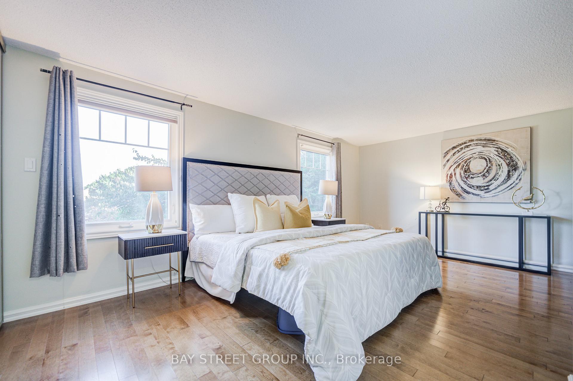 Photo 29 of 1307 Barberry Green, Oakville, Glen Abbey — HOMEH