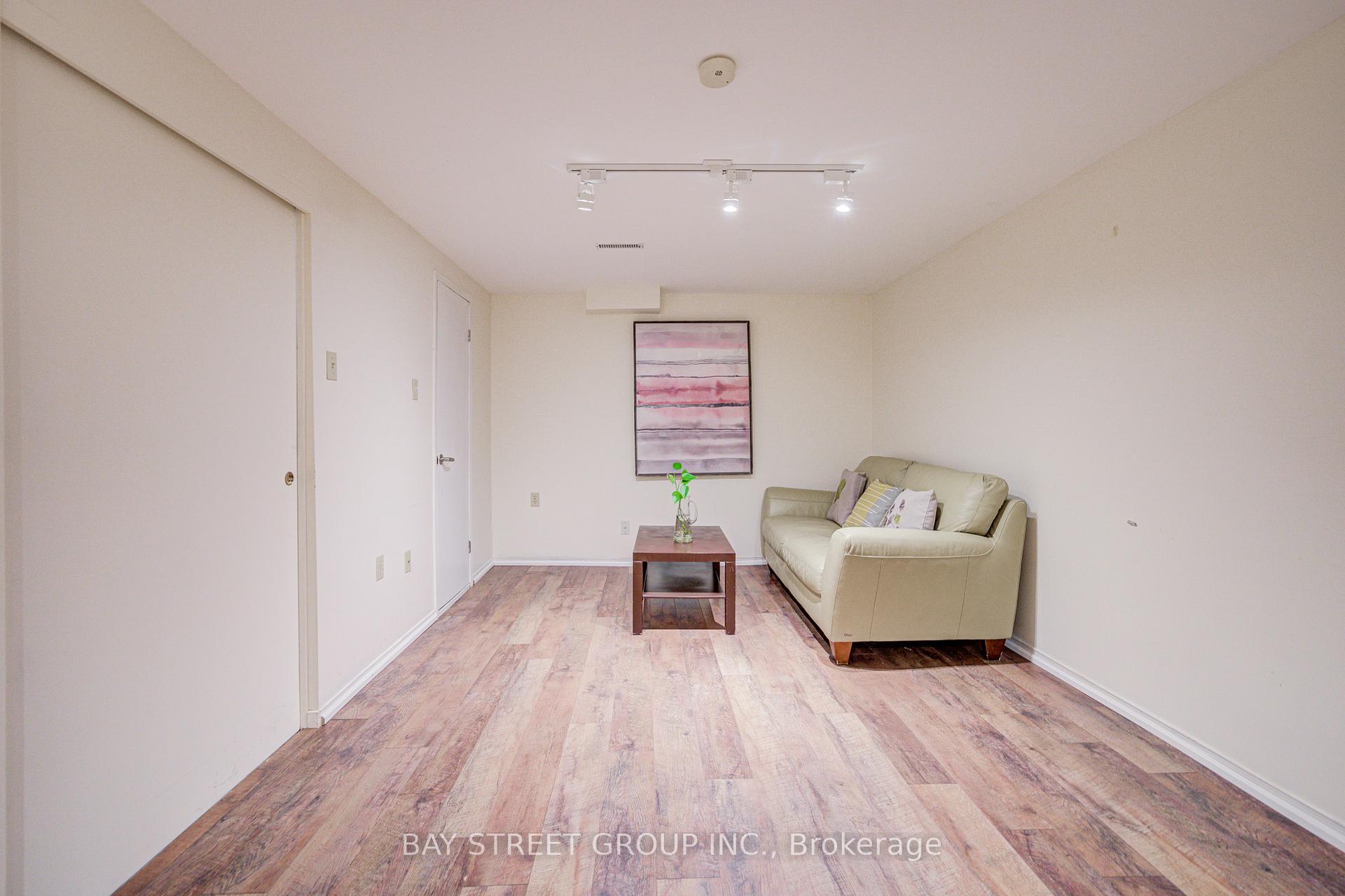 Photo 40 of 1307 Barberry Green, Oakville, Glen Abbey — HOMEH