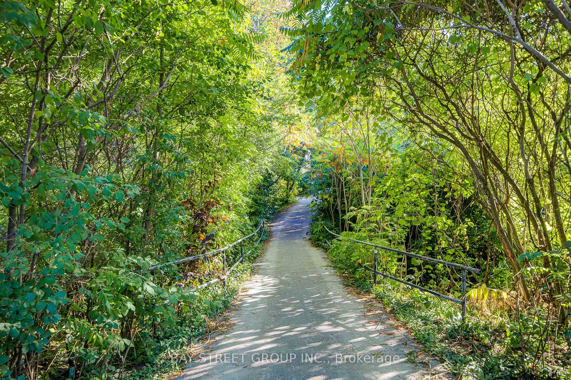Photo 50 of 1307 Barberry Green, Oakville, Glen Abbey — HOMEH