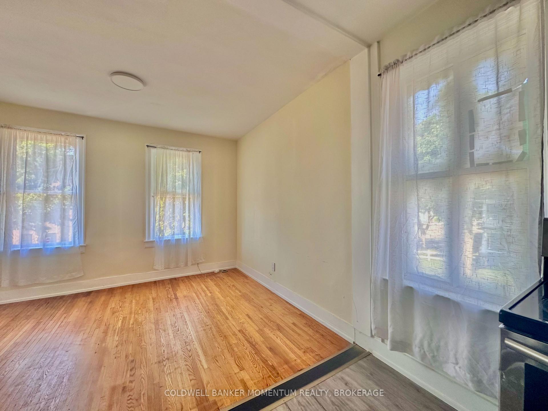 Photo 3 of Unit 3, 4484 Huron Street, Niagara Falls, Downtown — HOMEH