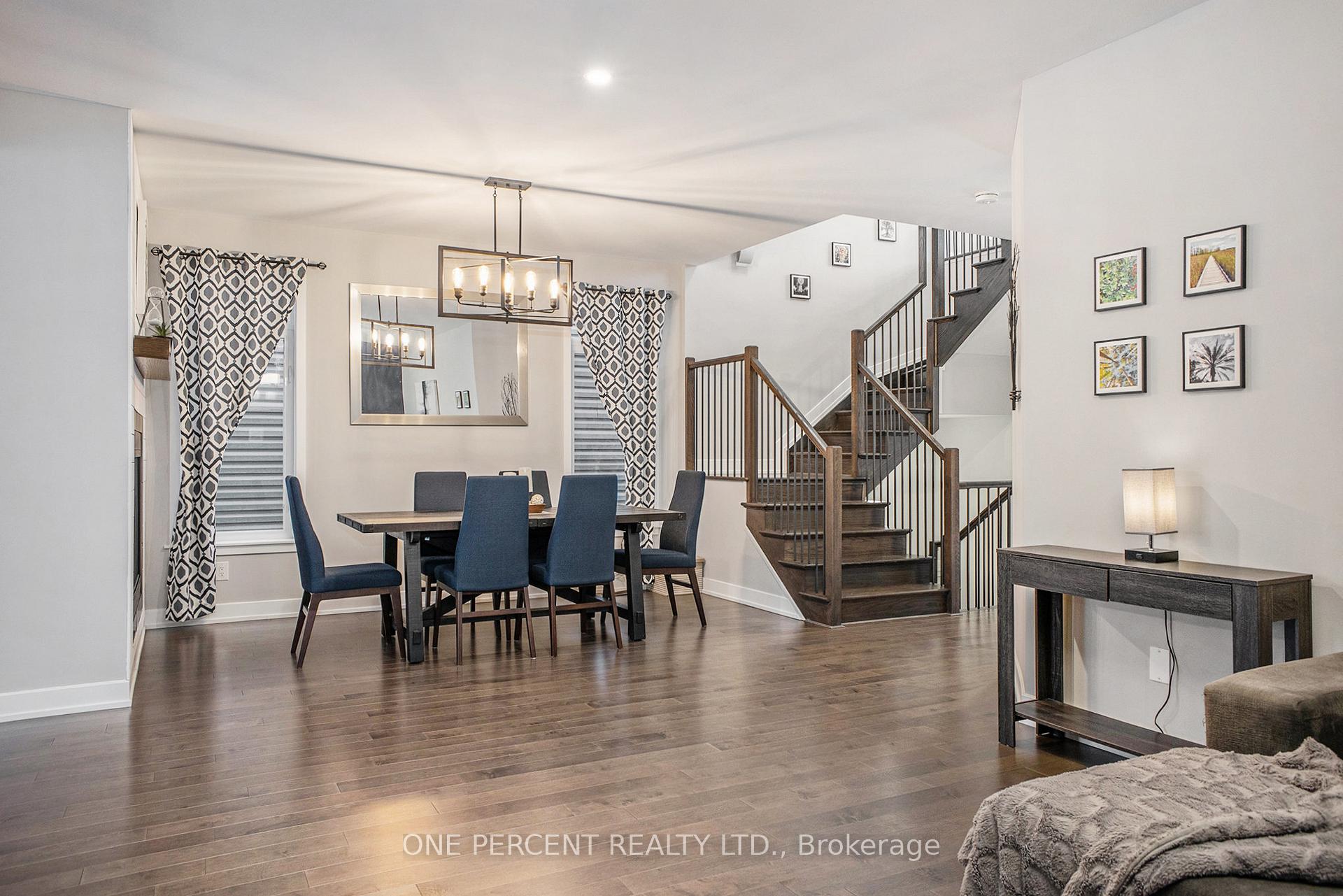 Photo 5 of 241 Fountainhead Drive, Ottawa, Mer Bleue/Bradley Estates/Anderson Park — HOMEH