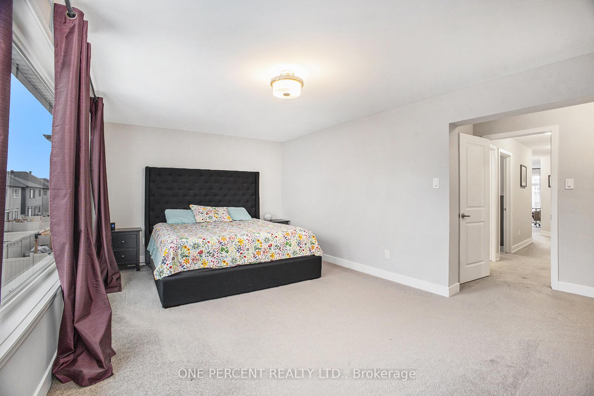 Photo 13 of 241 Fountainhead Drive, Ottawa, Mer Bleue/Bradley Estates/Anderson Park — HOMEH