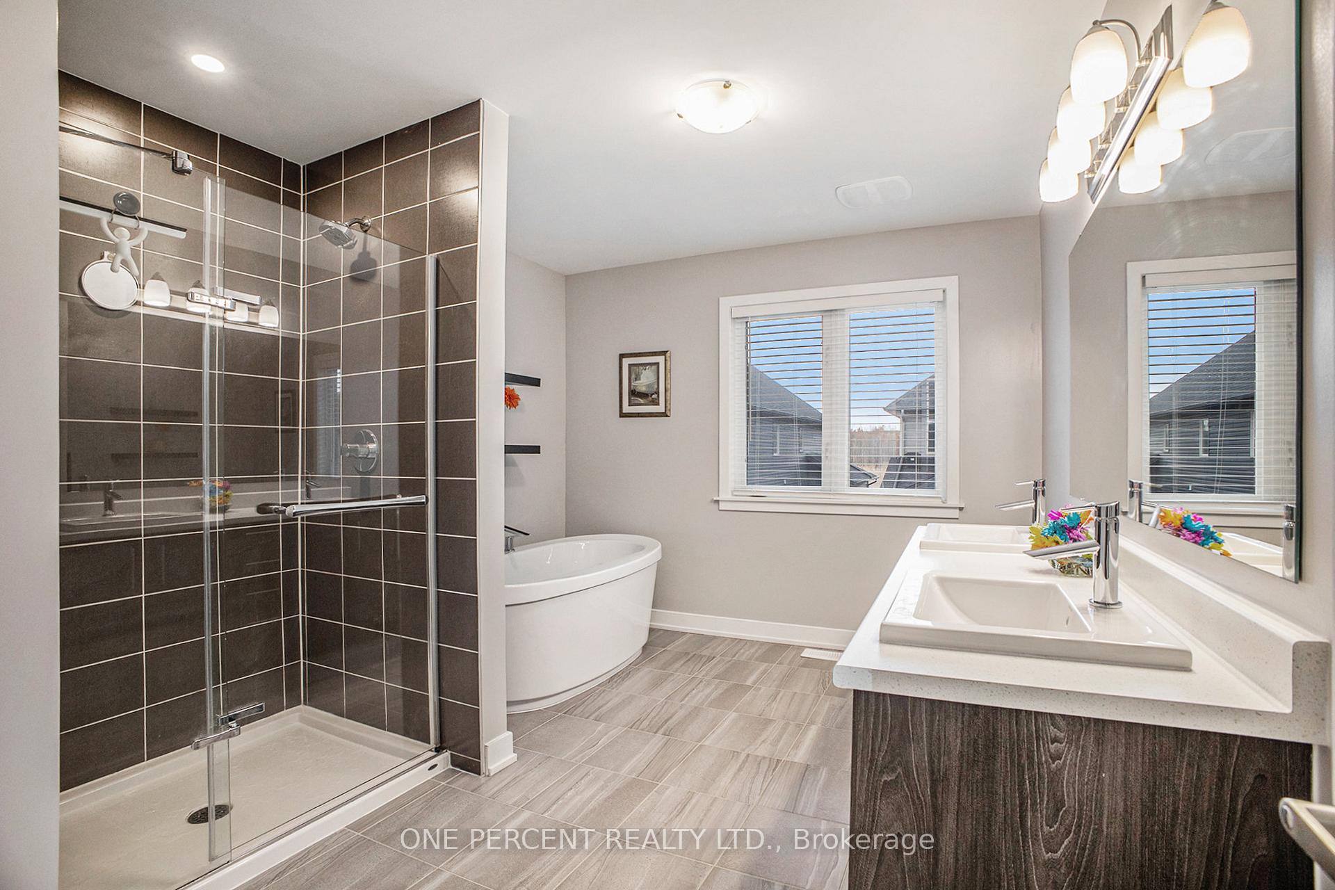 Photo 15 of 241 Fountainhead Drive, Ottawa, Mer Bleue/Bradley Estates/Anderson Park — HOMEH