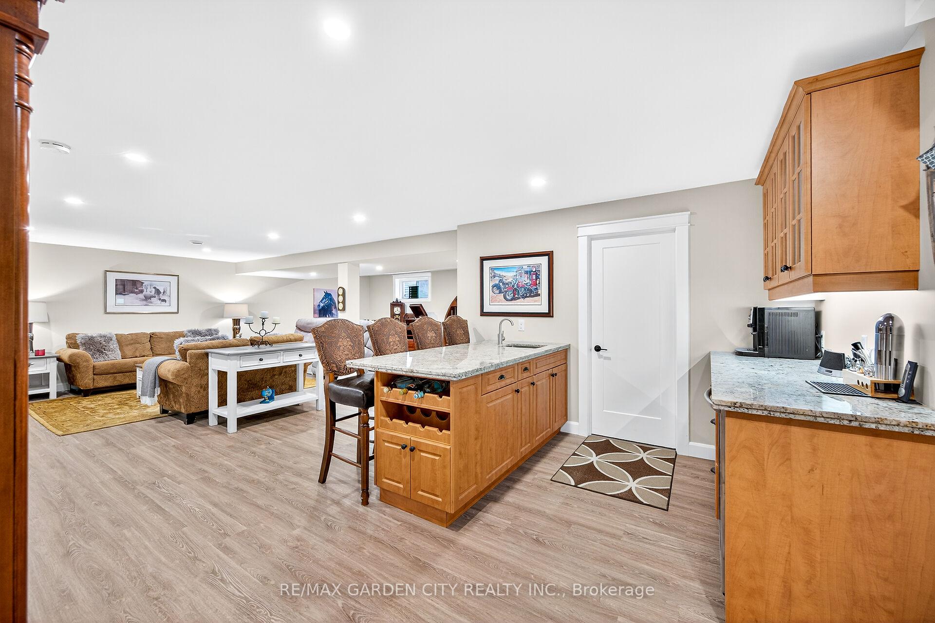 Photo 32 of 8 Bacon Lane, Pelham, Fonthill — HOMEH