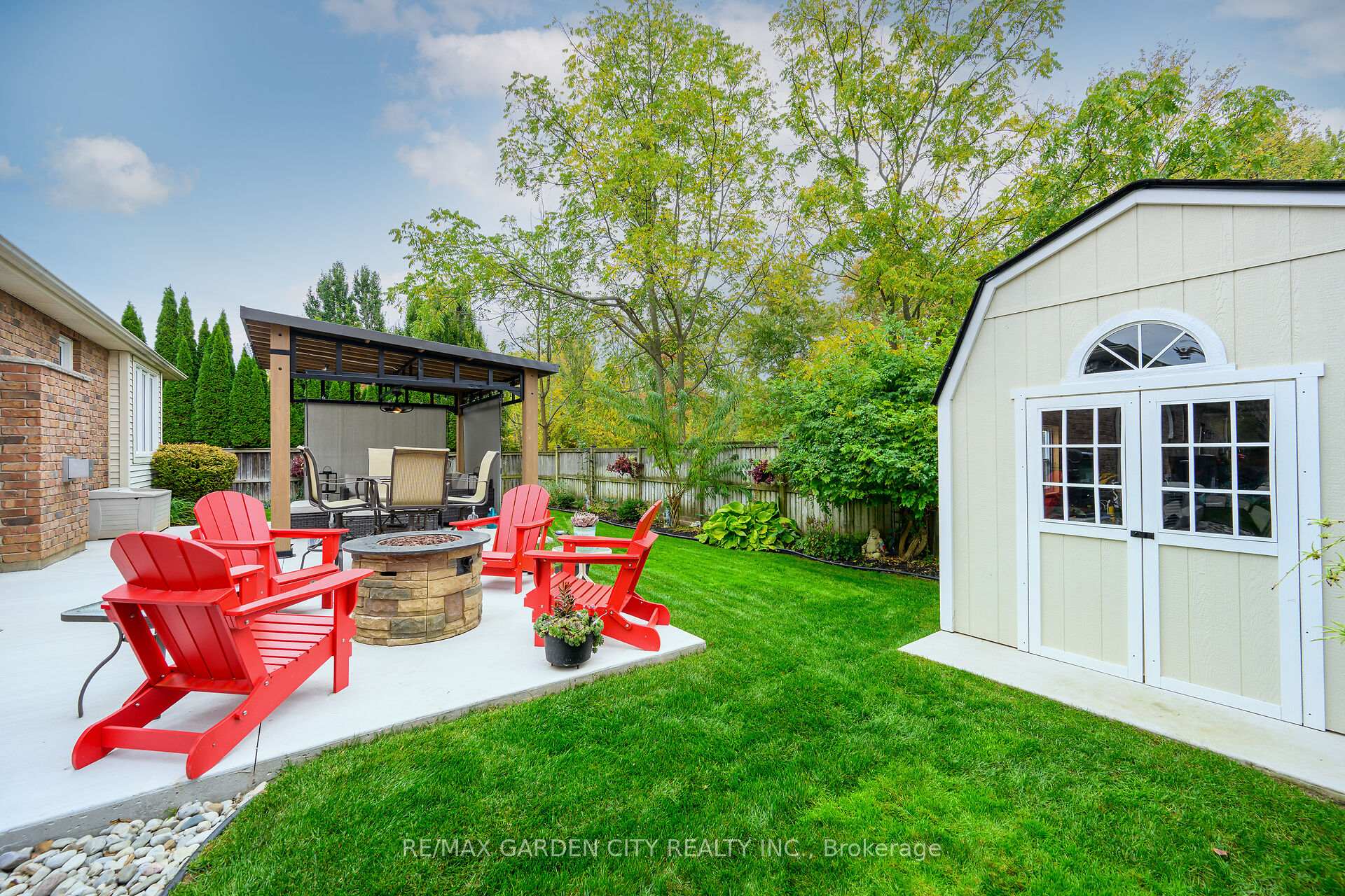 Photo 41 of 8 Bacon Lane, Pelham, Fonthill — HOMEH