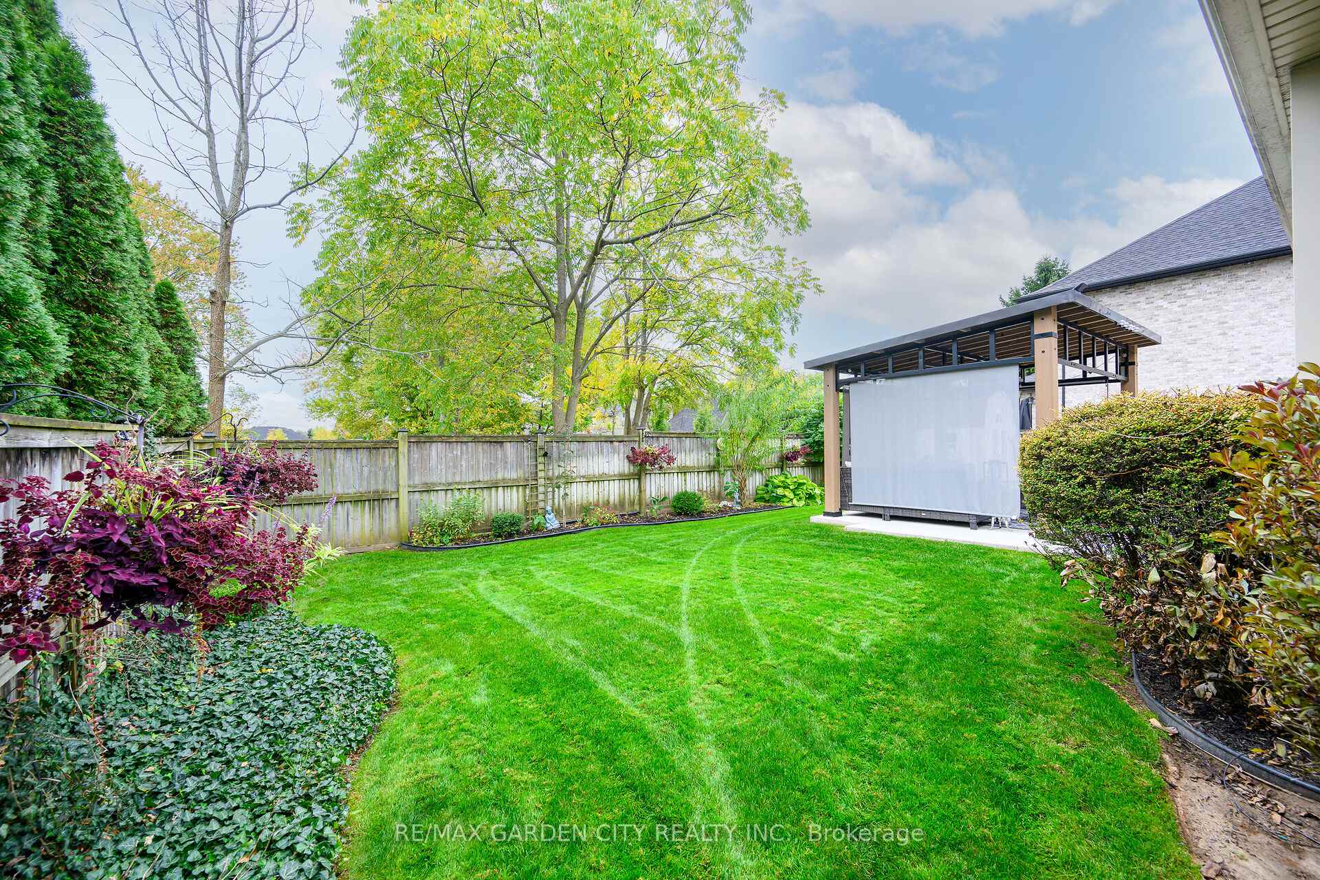 Photo 46 of 8 Bacon Lane, Pelham, Fonthill — HOMEH