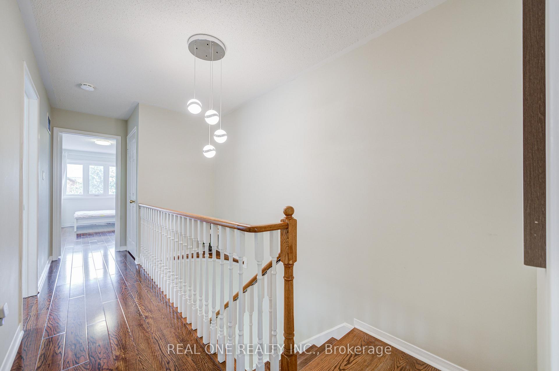 Photo 29 of 582 Willowick Drive, Newmarket, Stonehaven-Wyndham — HOMEH