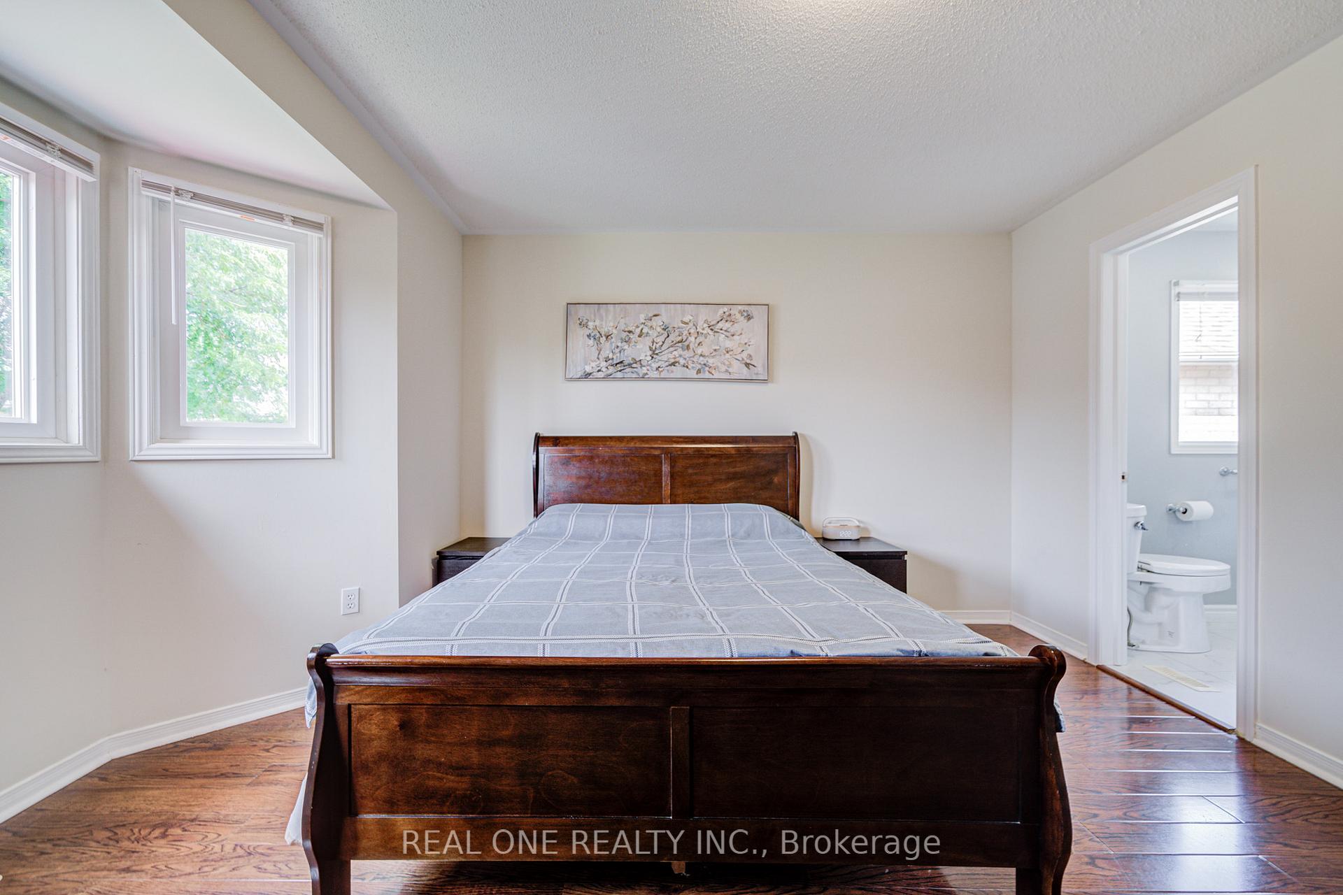 Photo 32 of 582 Willowick Drive, Newmarket, Stonehaven-Wyndham — HOMEH