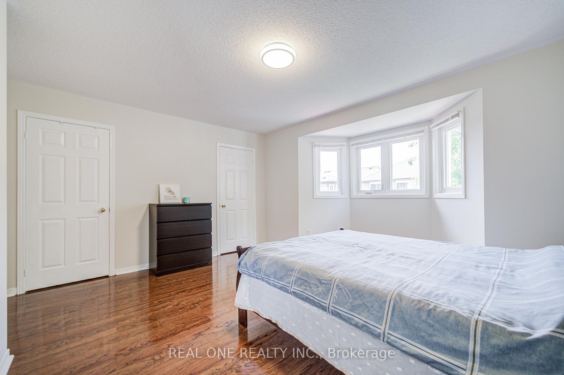 Photo 33 of 582 Willowick Drive, Newmarket, Stonehaven-Wyndham — HOMEH