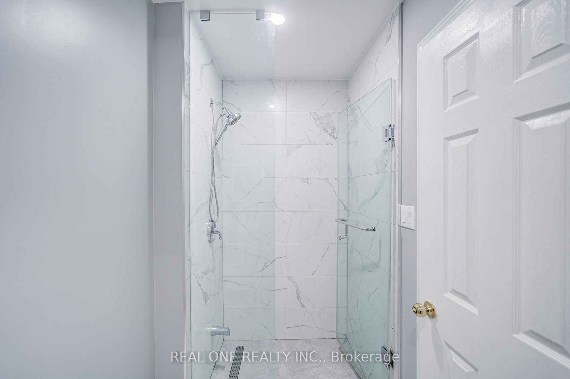 Photo 38 of 582 Willowick Drive, Newmarket, Stonehaven-Wyndham — HOMEH