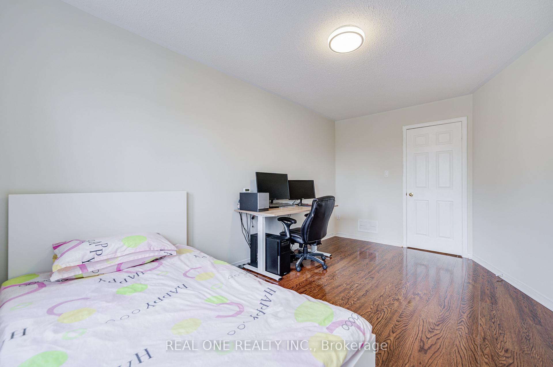 Photo 43 of 582 Willowick Drive, Newmarket, Stonehaven-Wyndham — HOMEH