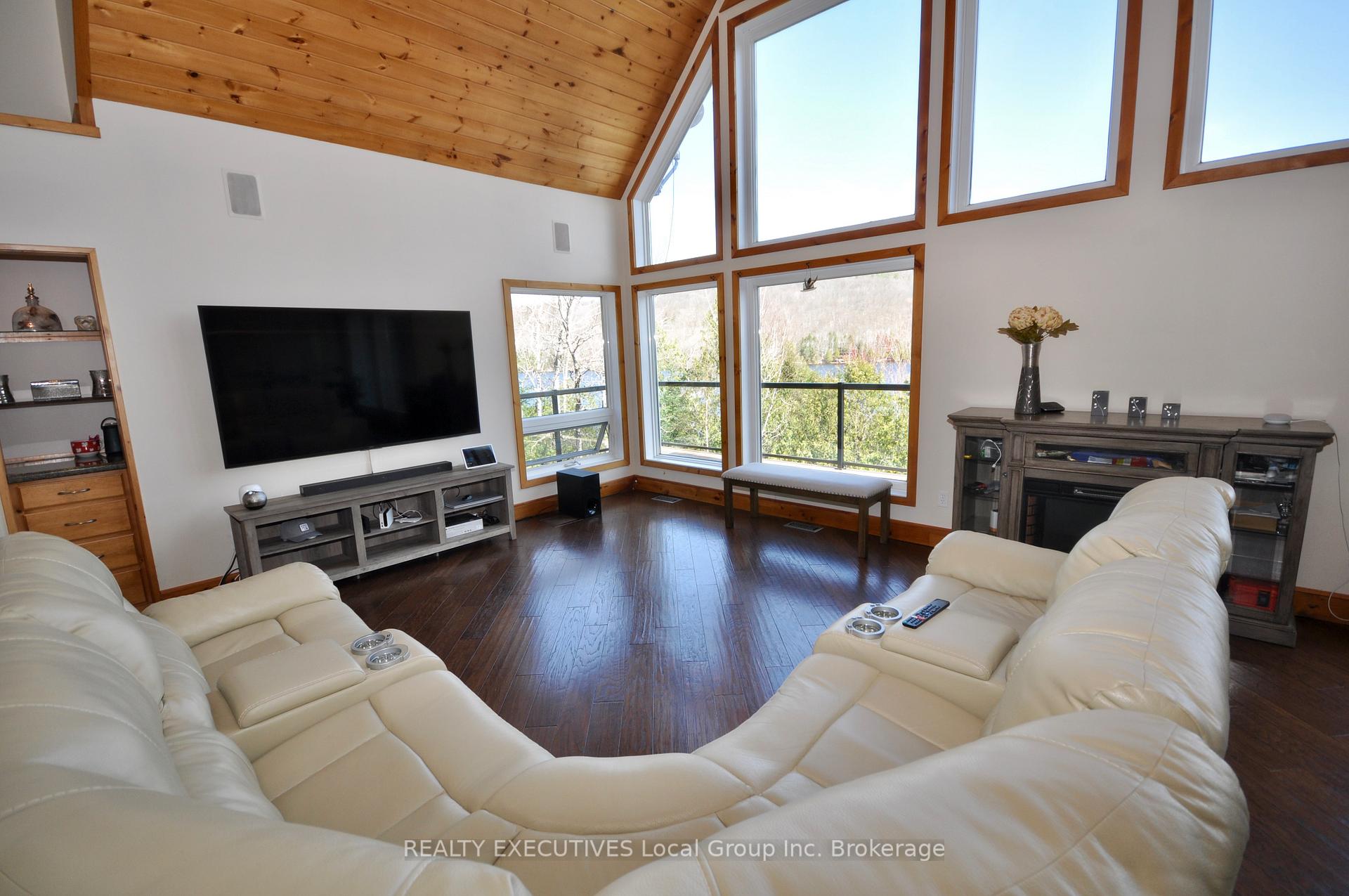Photo 25 of 400C Shorewood Road, North Bay, Birchaven — HOMEH