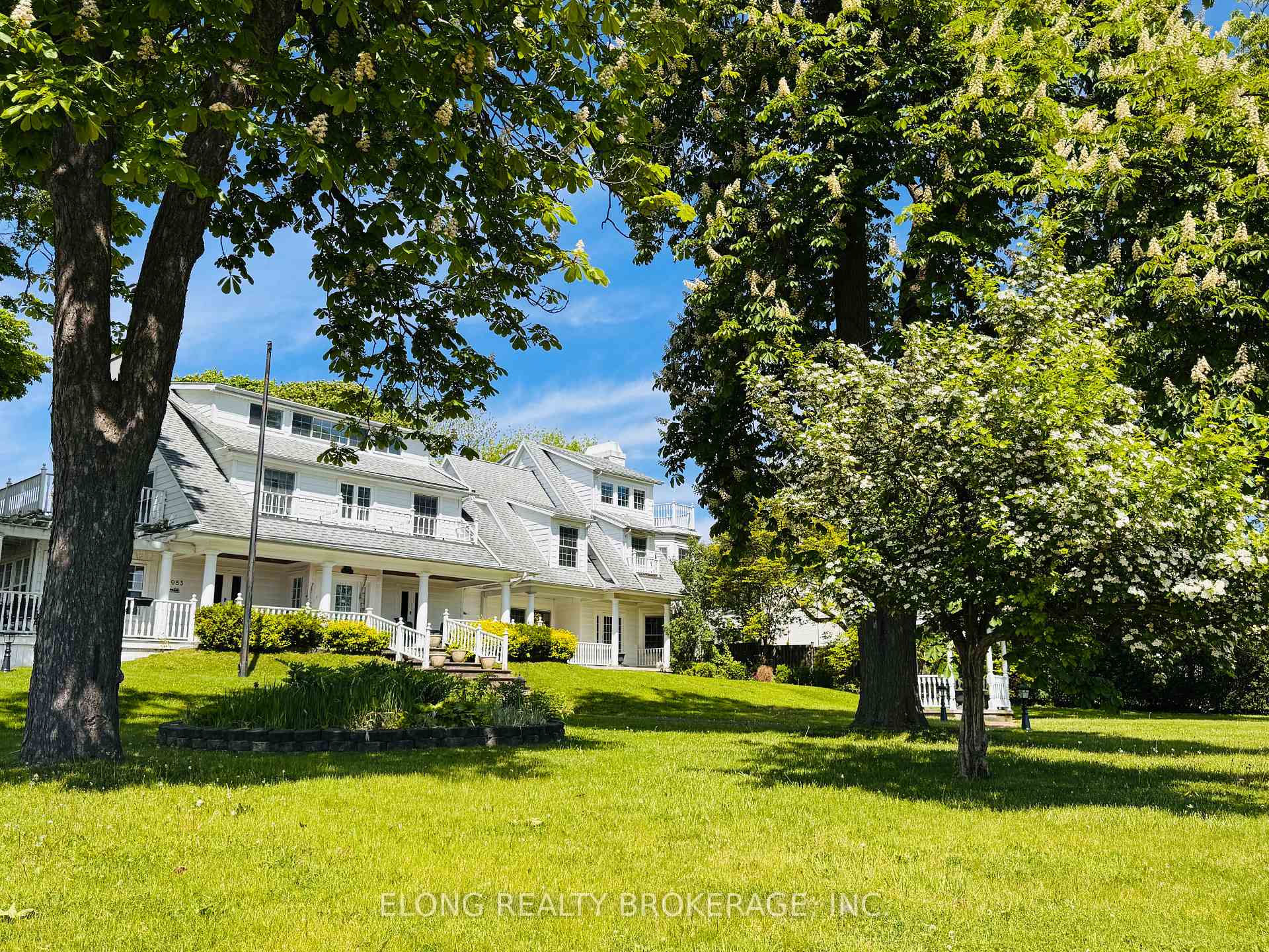 Front of 4983 River Road
