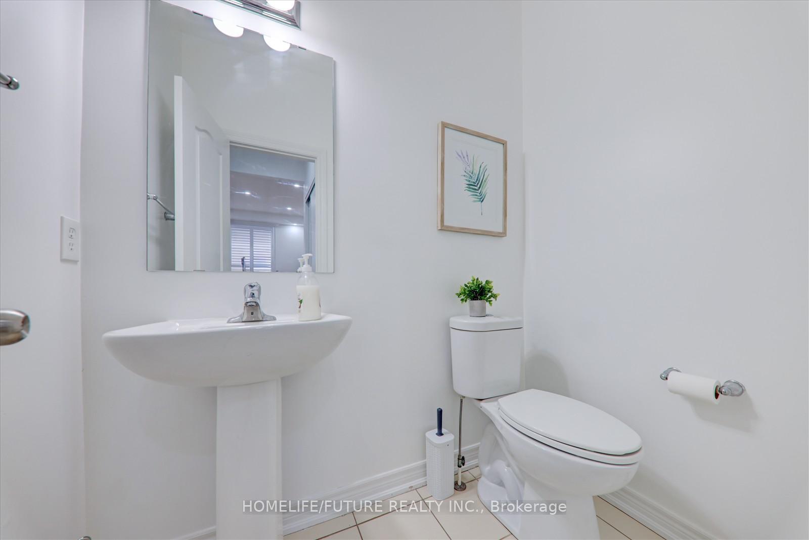 Photo 16 of 105 Blackwell Crescent, Oshawa, Windfields — HOMEH
