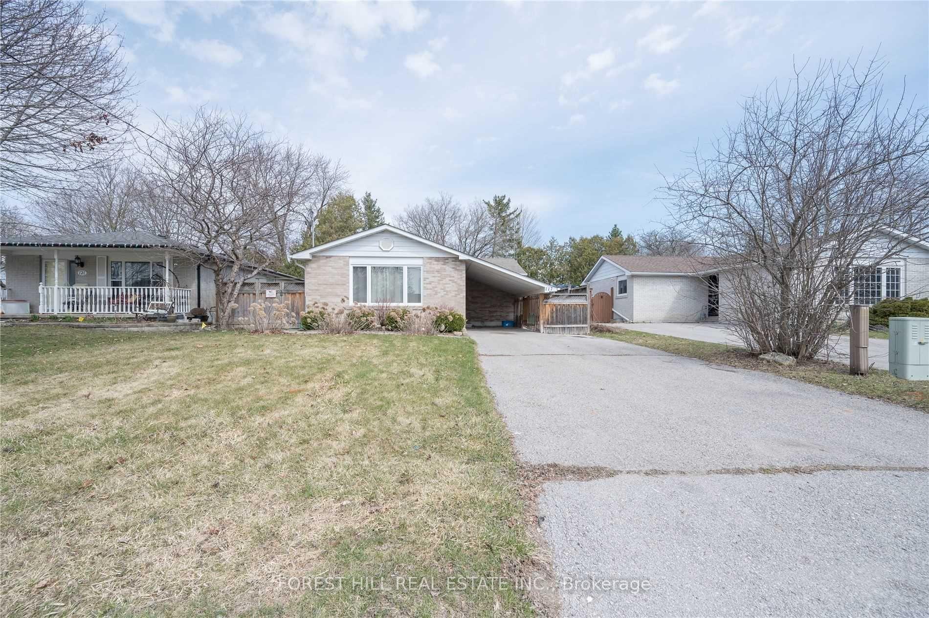 Front of 117 Meadowbank Road