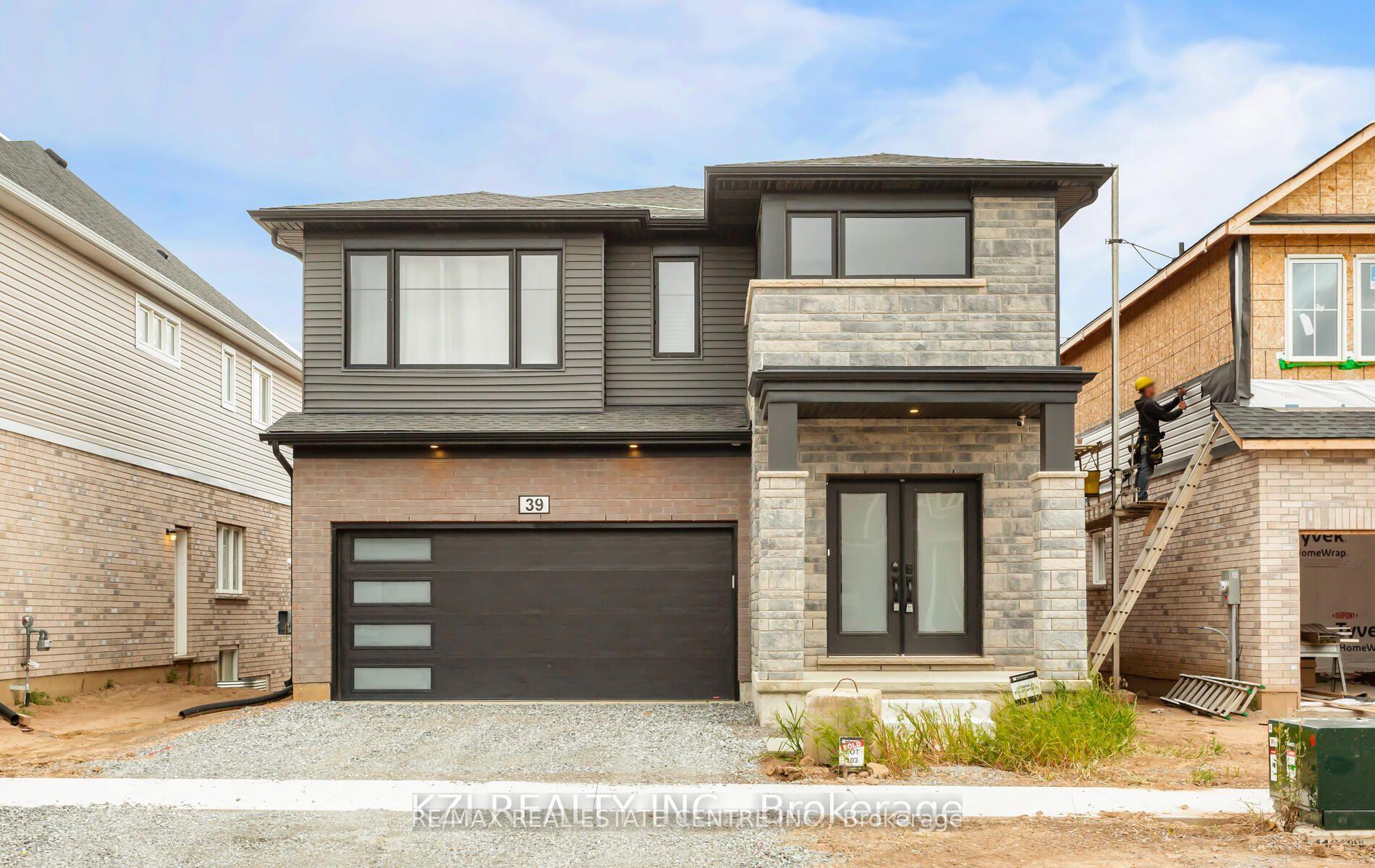Front of 39 Samuel Avenue