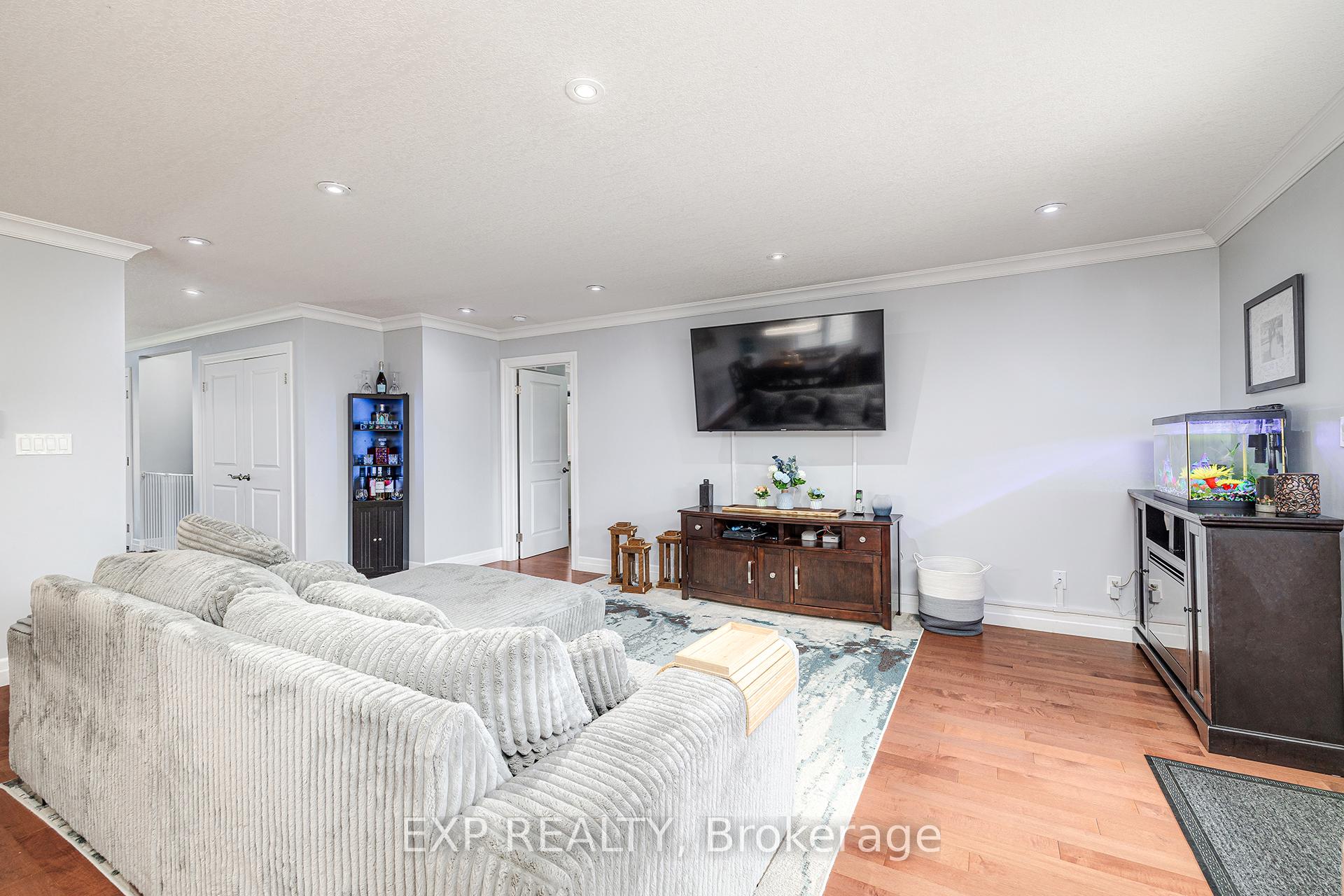 Photo 9 of 925 Reserve Avenue S, North Perth, Listowel — HOMEH