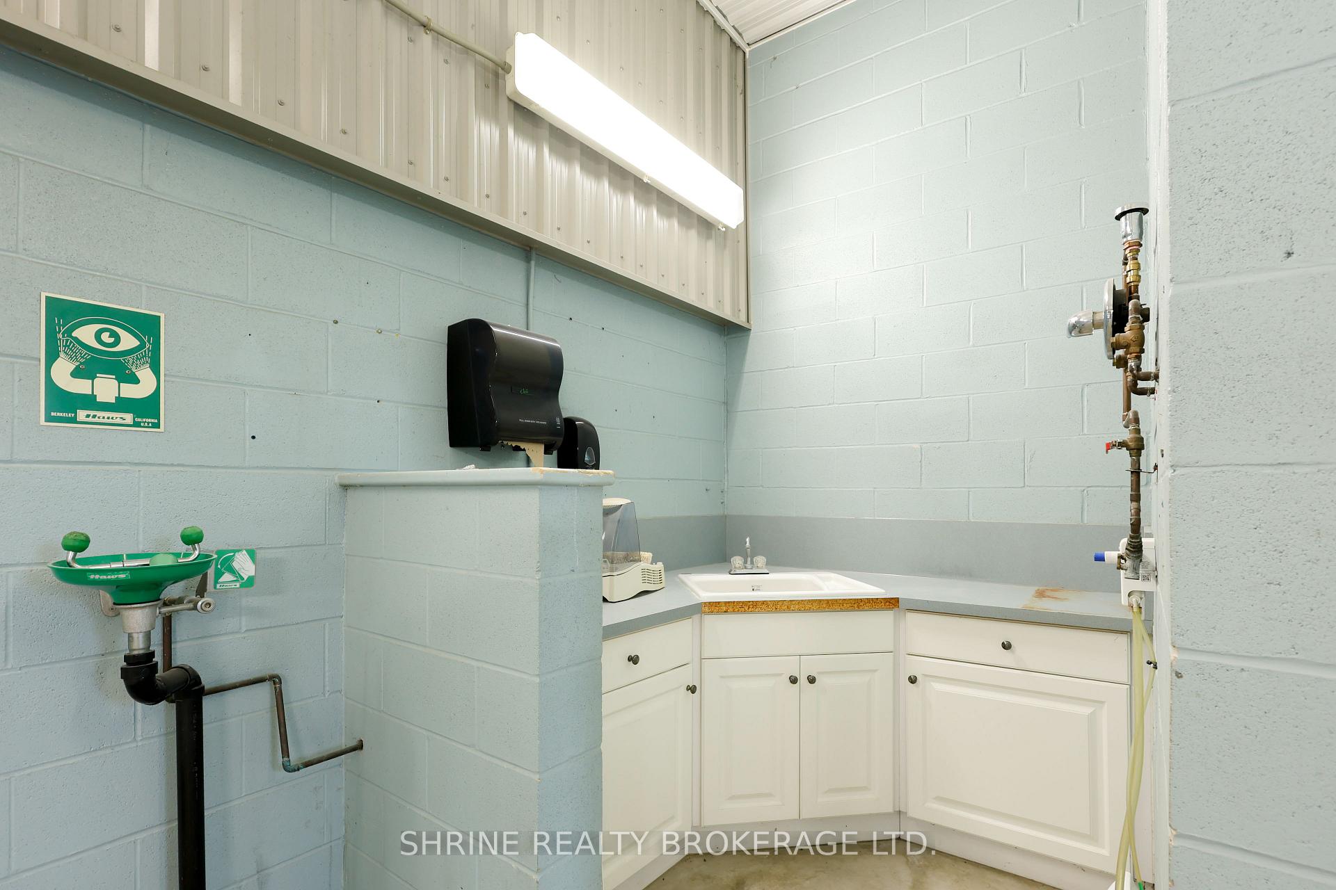 Photo 8 of 179 Mill Street, North Middlesex, Parkhill — HOMEH