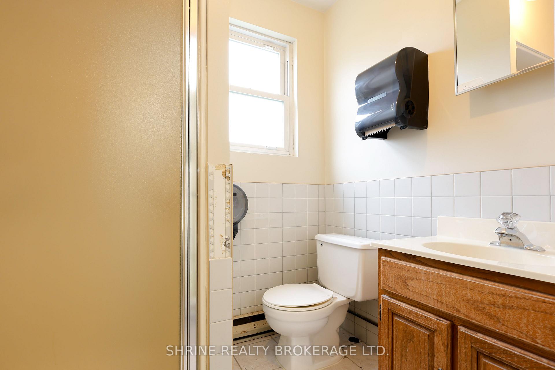 Photo 18 of 179 Mill Street, North Middlesex, Parkhill — HOMEH