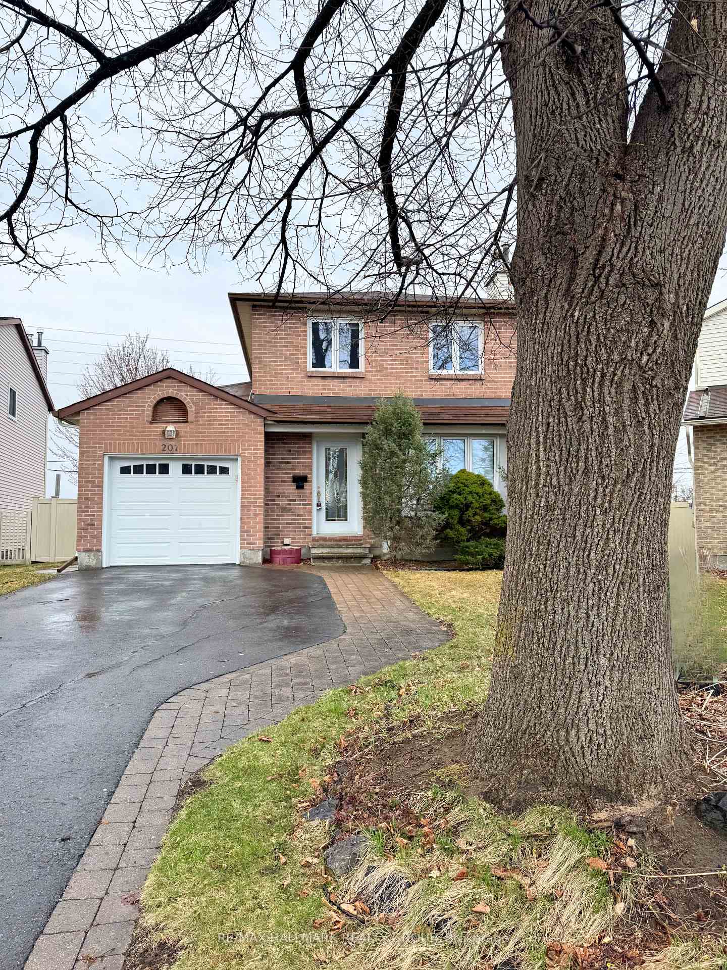 Photo 36 of 207 Park Grove Drive, Ottawa, Queenswood Heights South — HOMEH