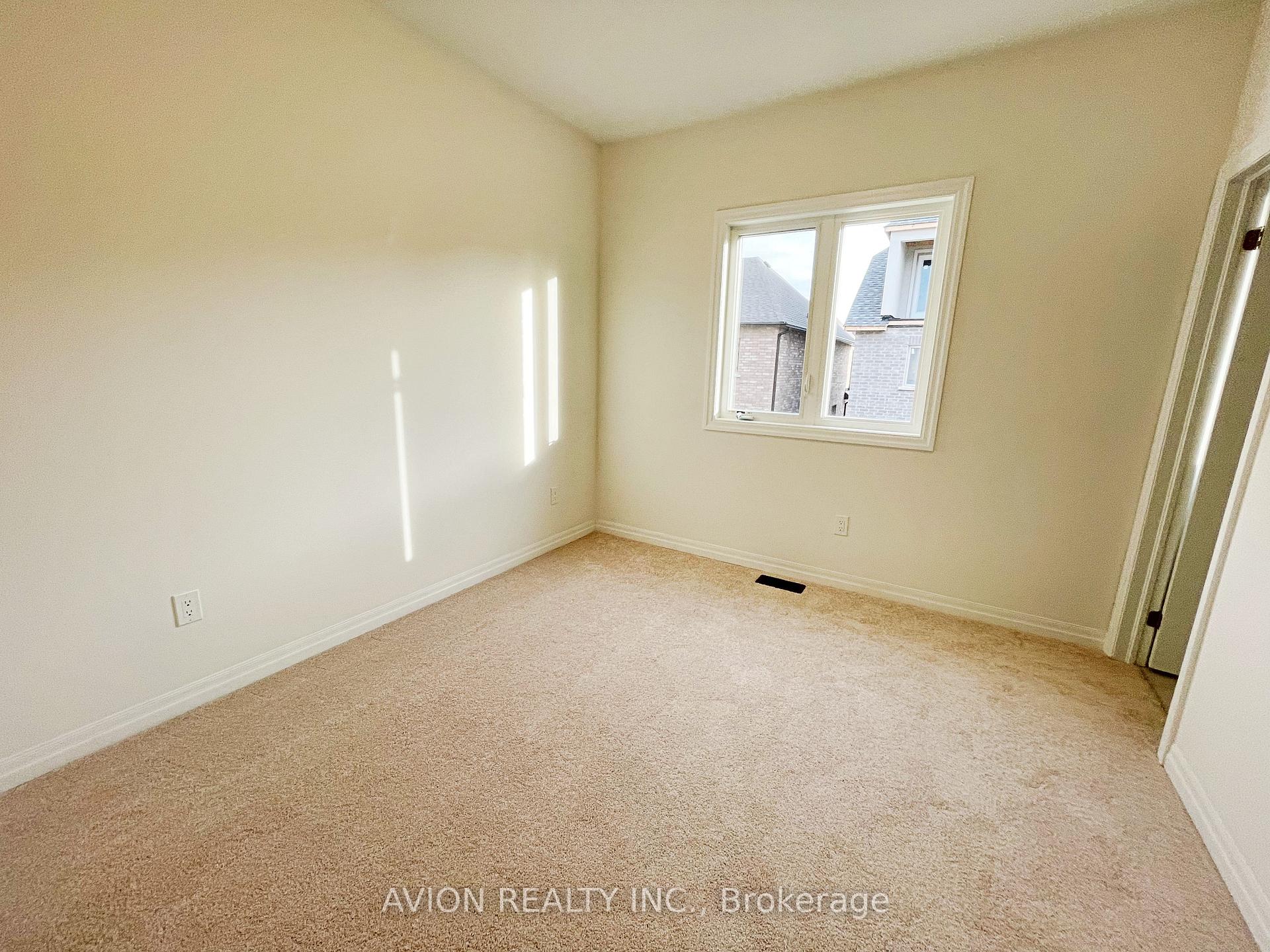 Photo 14 of 70 Crofting Crescent, Markham, Wismer — HOMEH